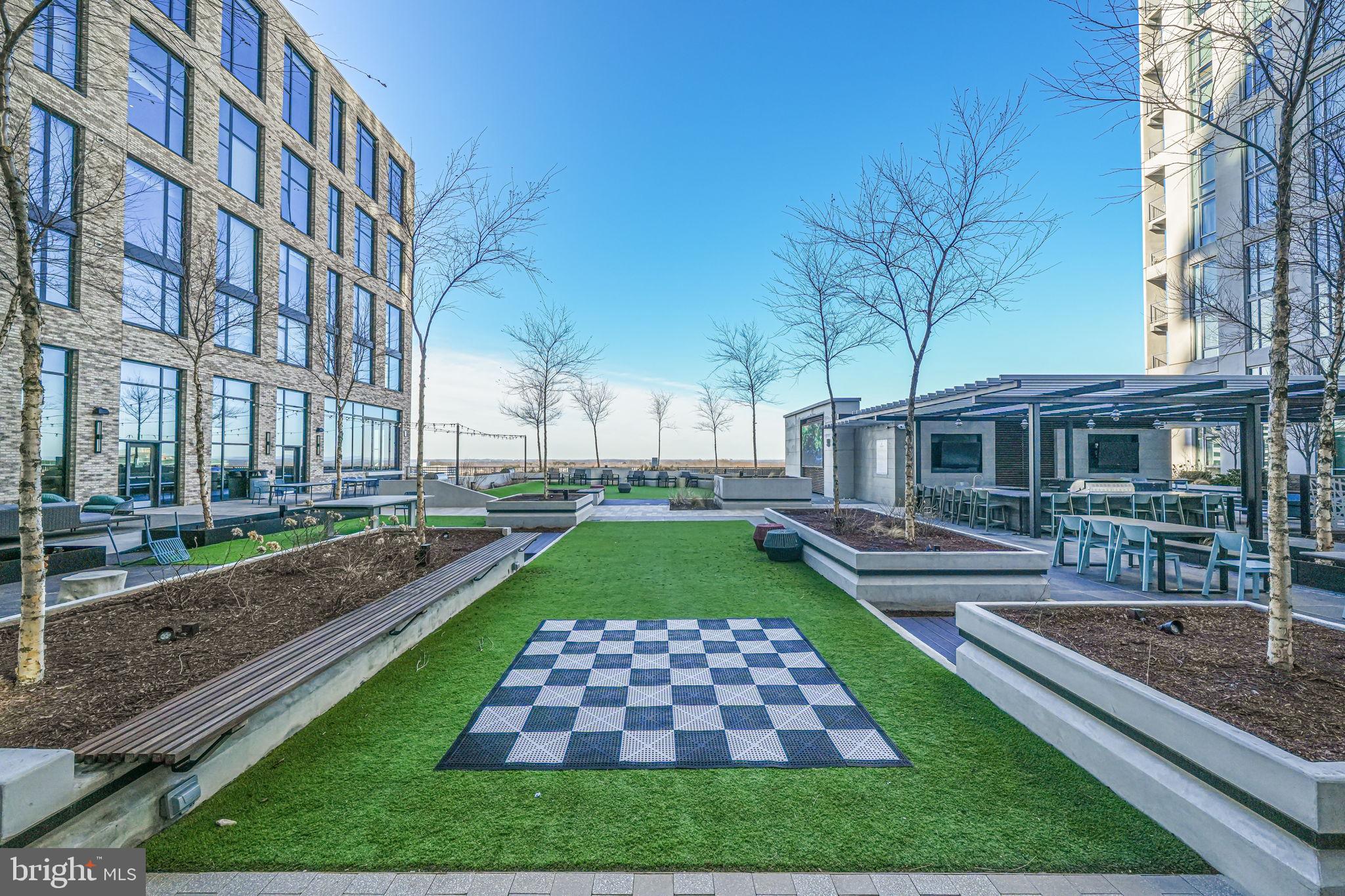 THE VERSE CONDO - Residential Lease