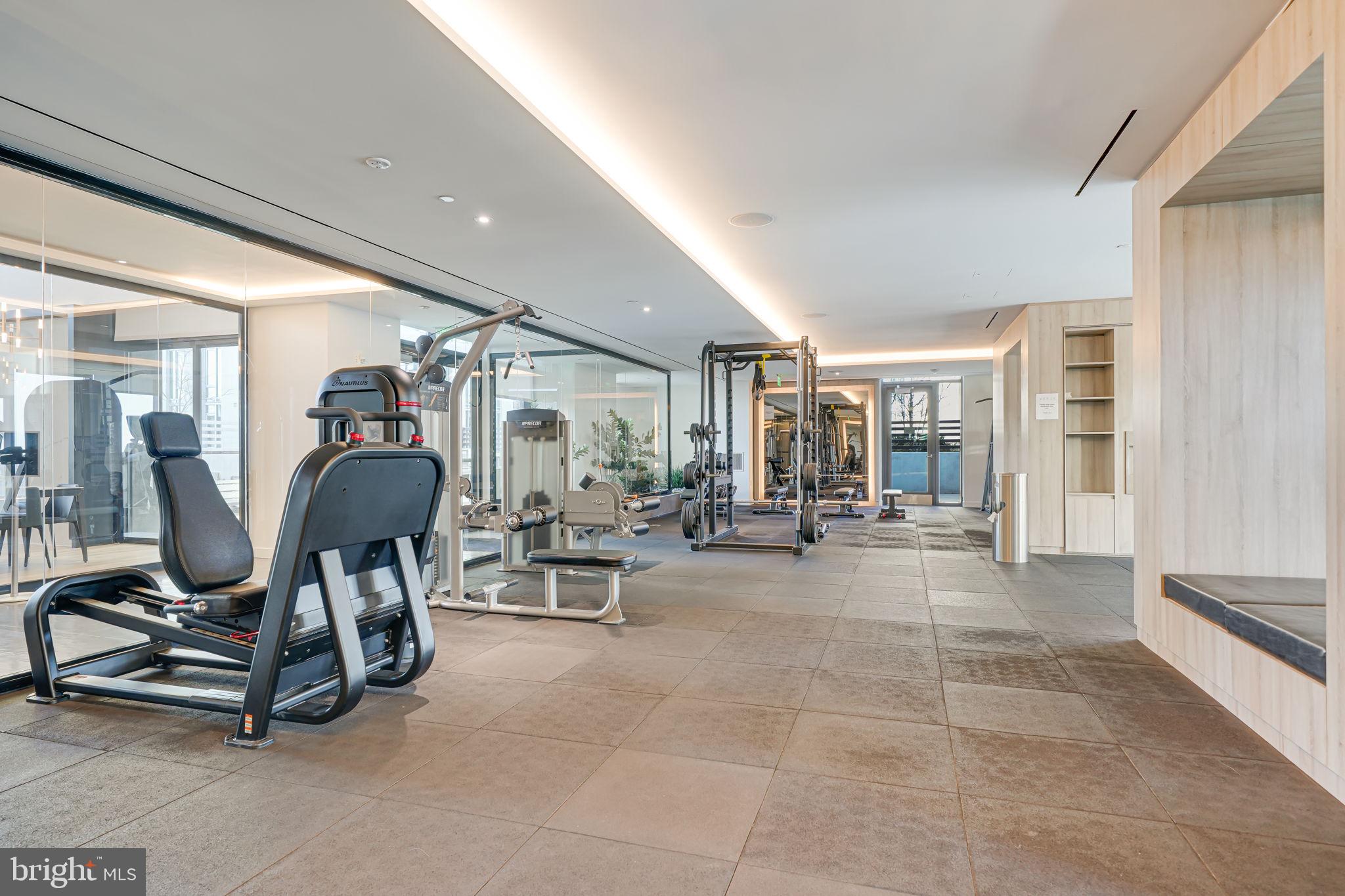 THE VERSE CONDO - Residential Lease