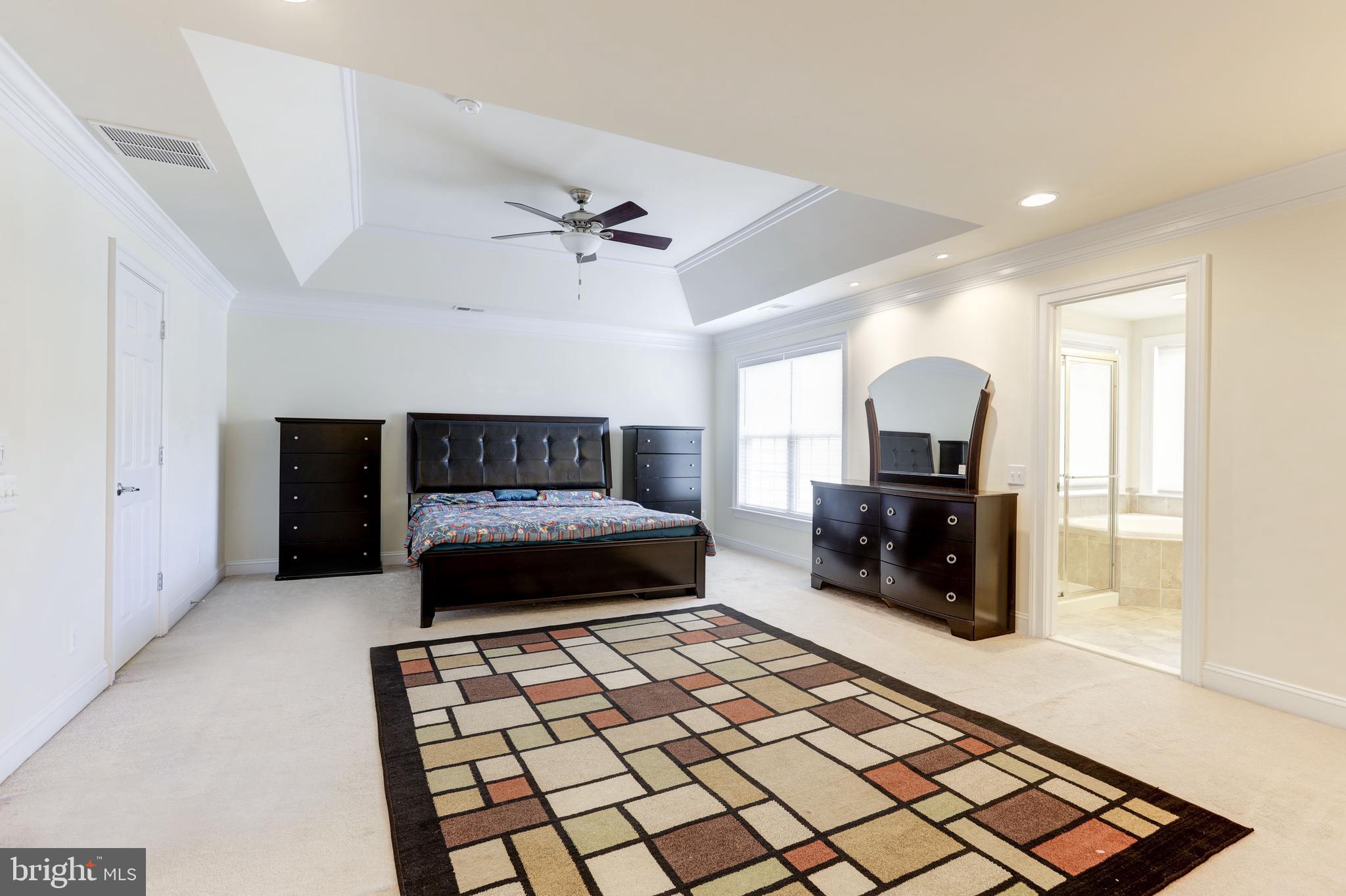 EAST GATE - Residential Lease