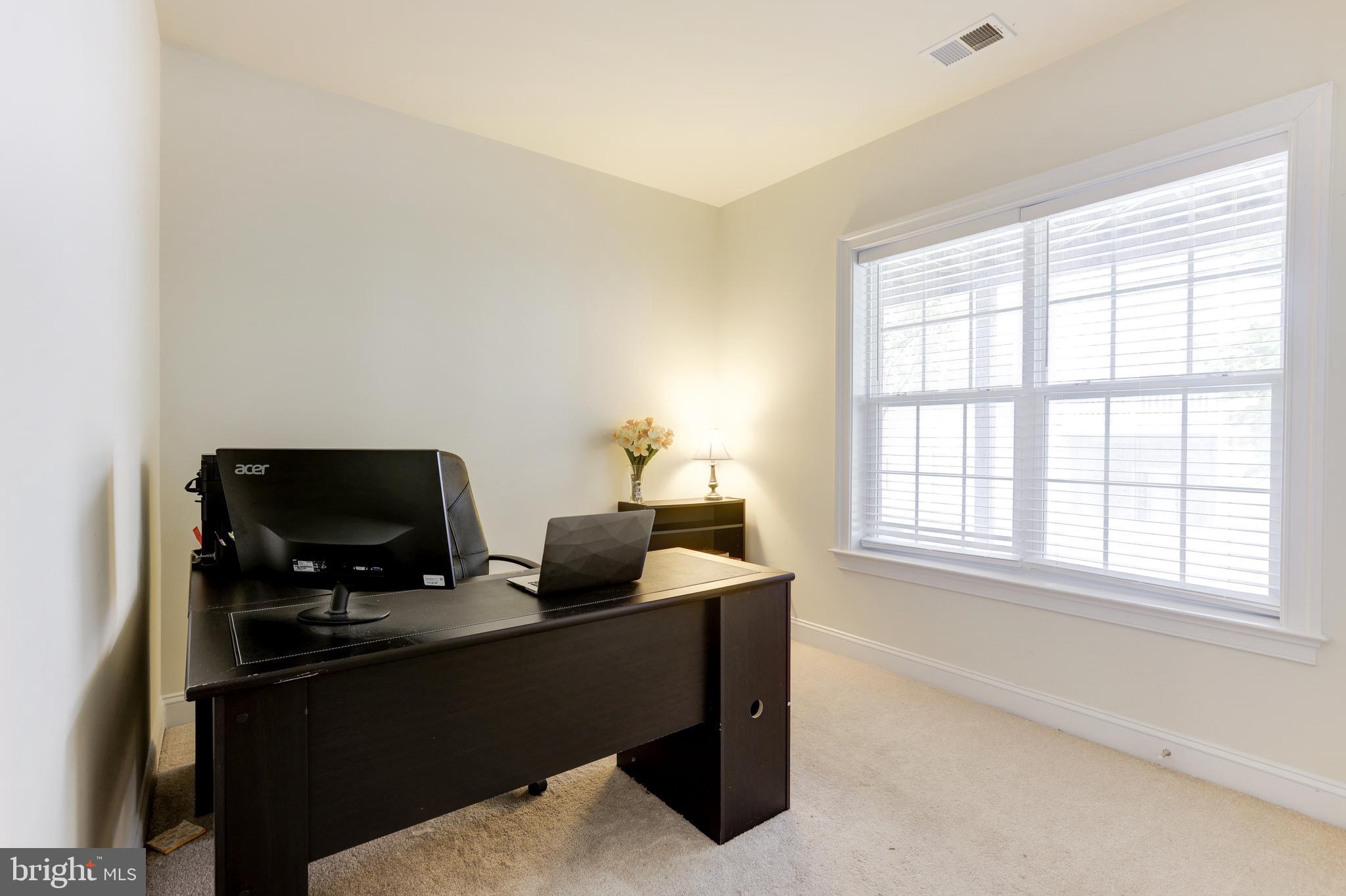 EAST GATE - Residential Lease