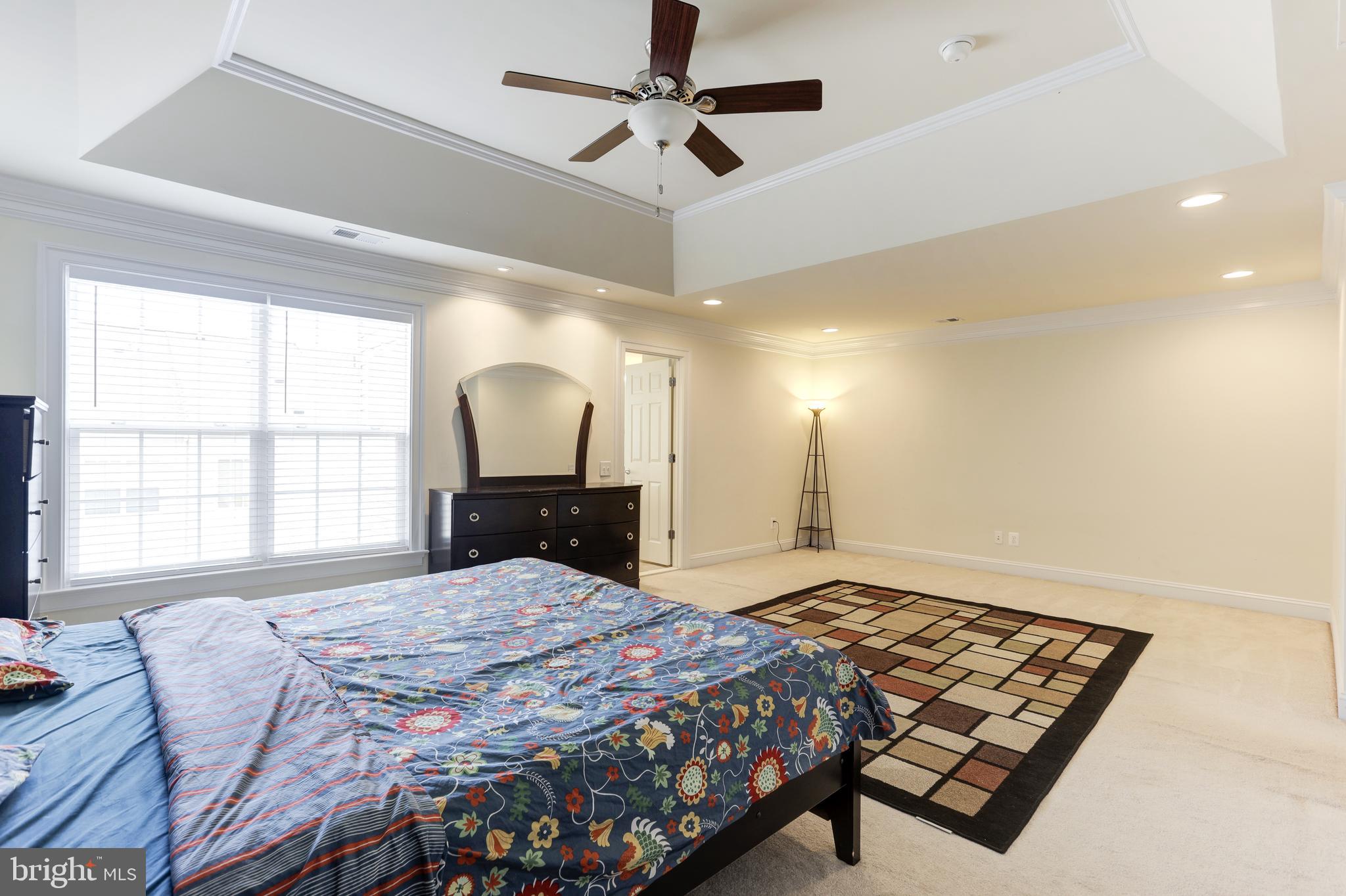 EAST GATE - Residential Lease