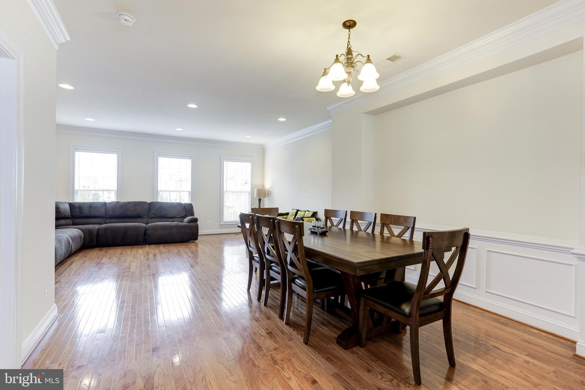 EAST GATE - Residential Lease