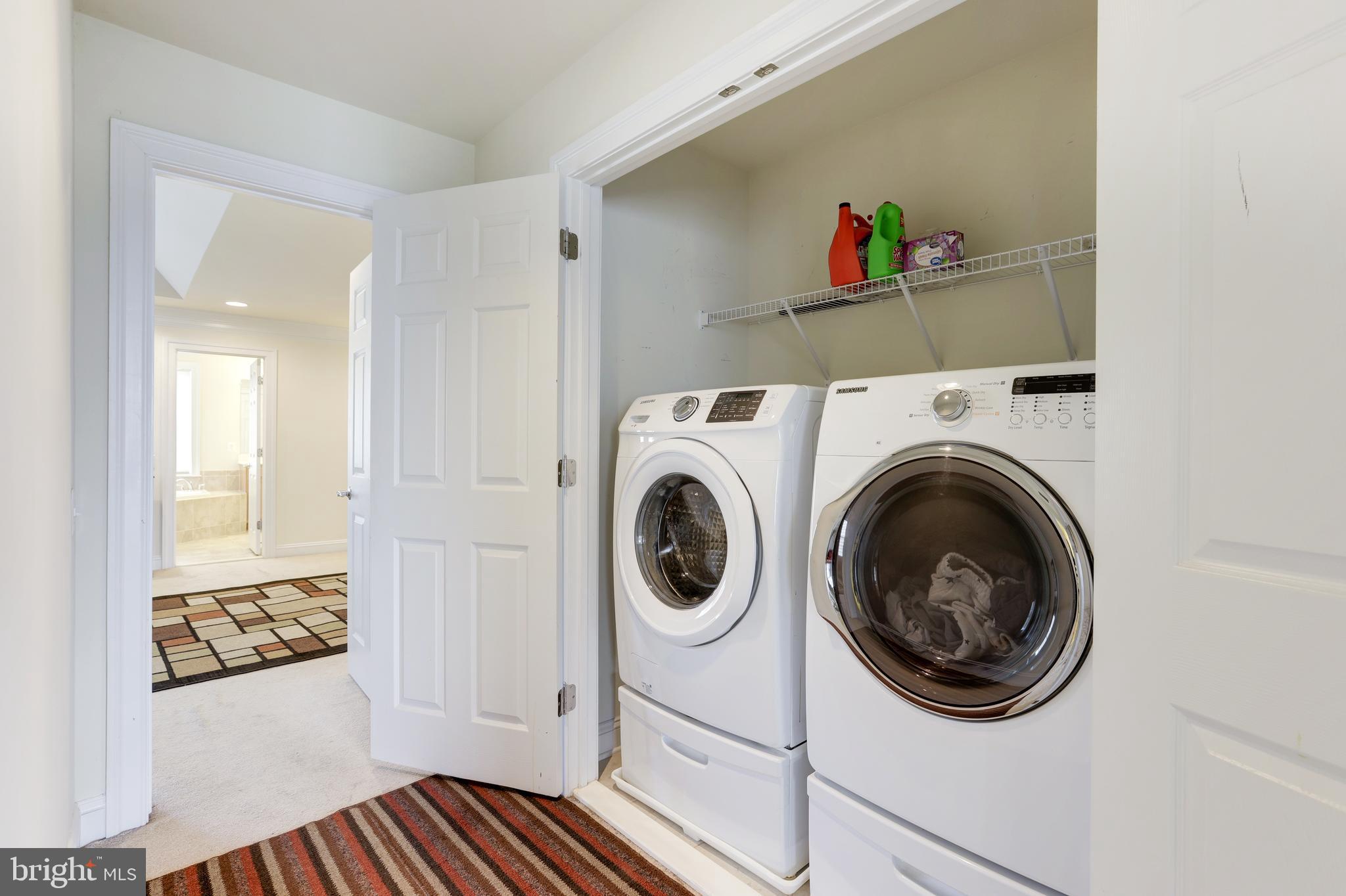 EAST GATE - Residential Lease