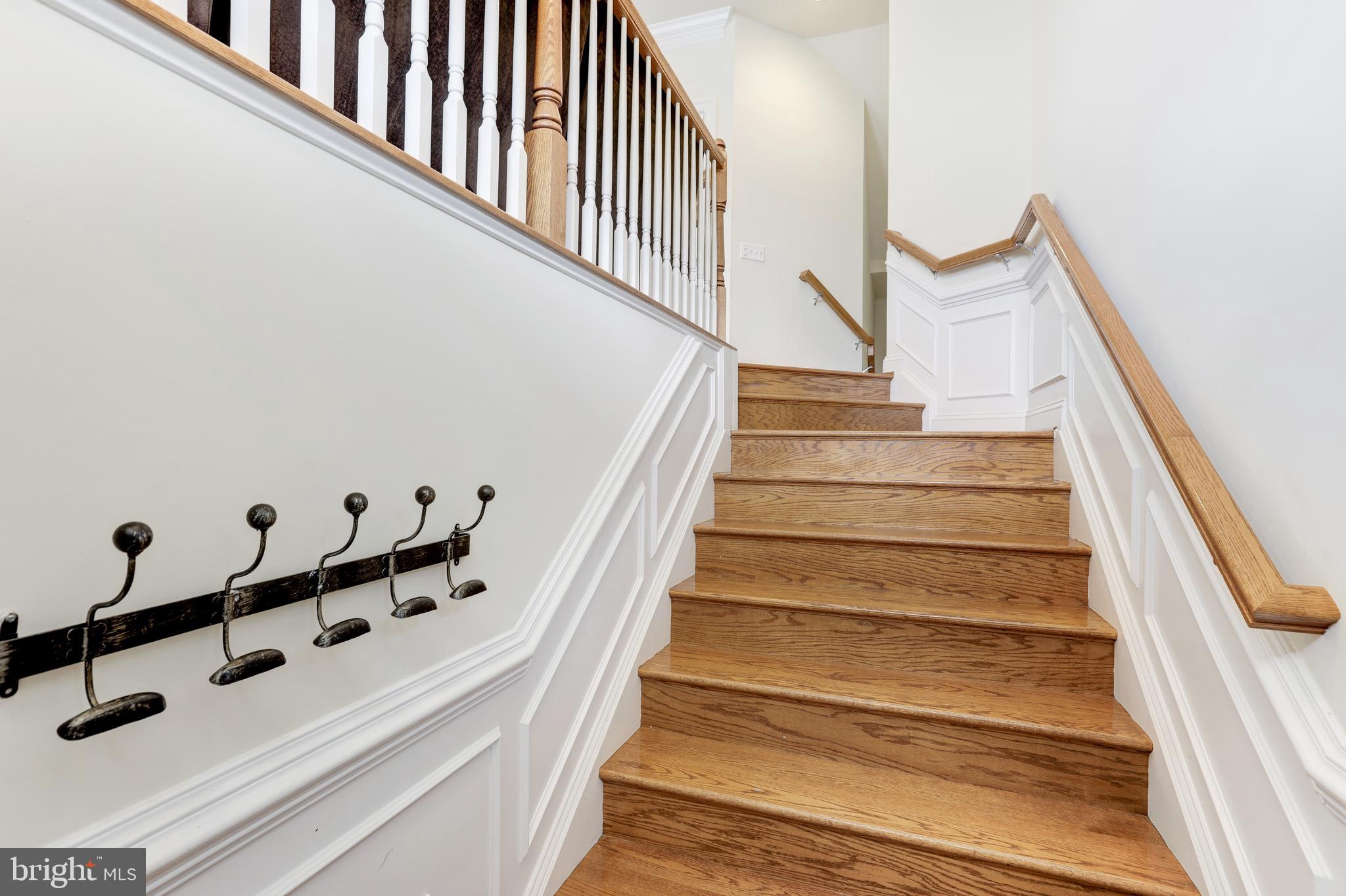 EAST GATE - Residential Lease