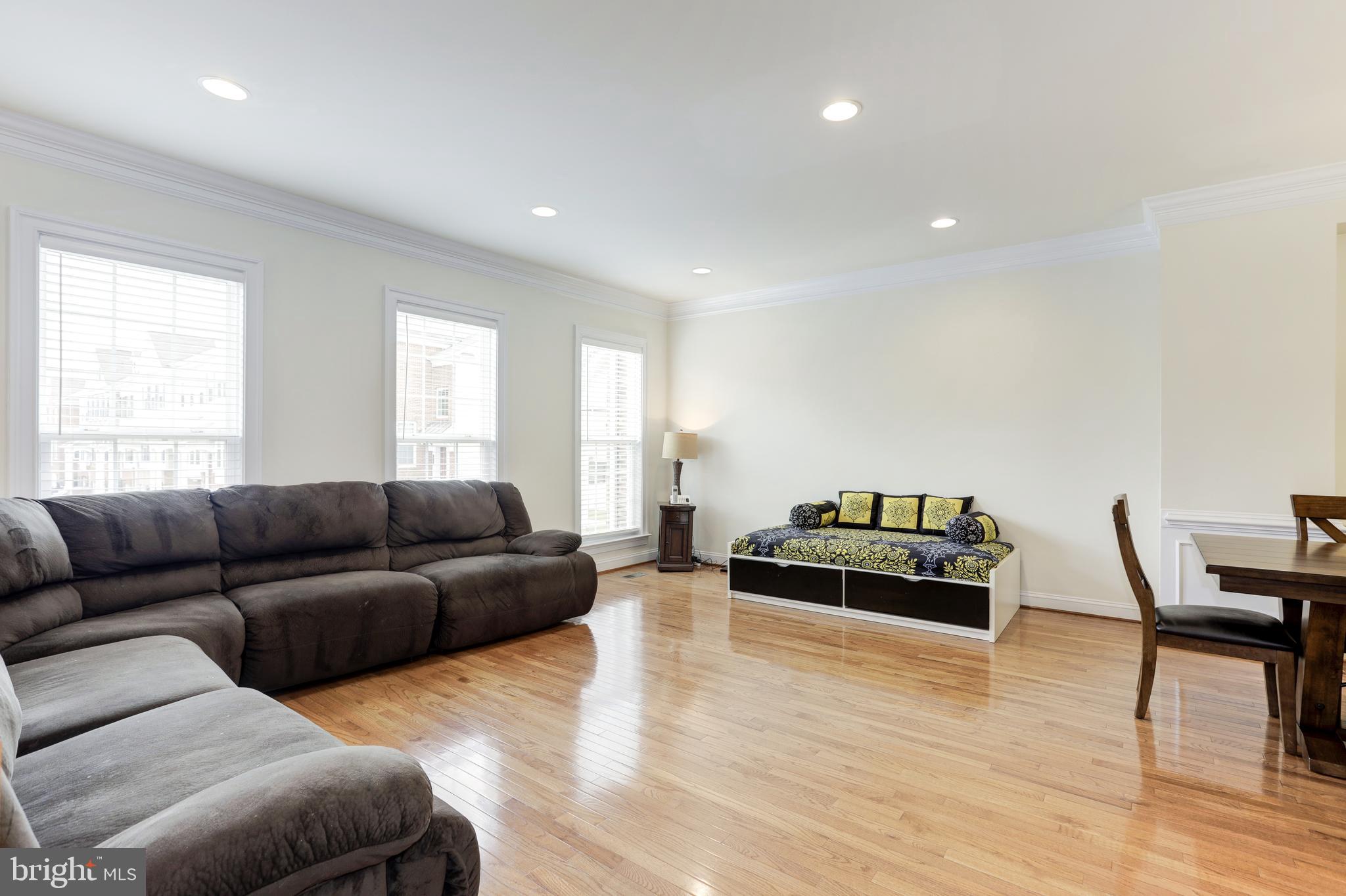 EAST GATE - Residential Lease