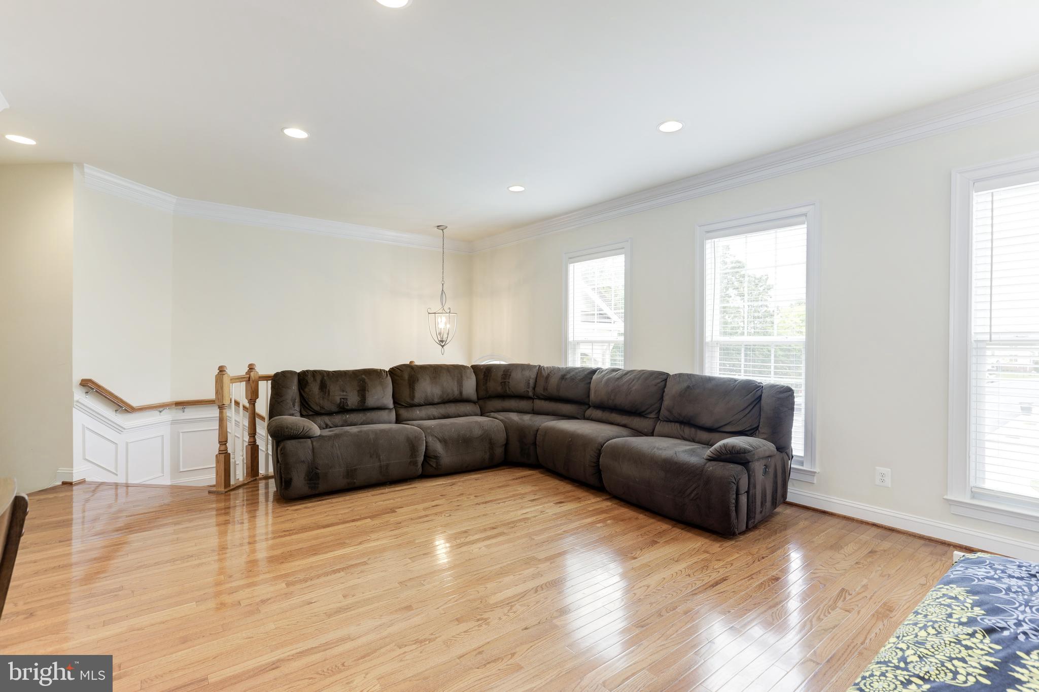 EAST GATE - Residential Lease