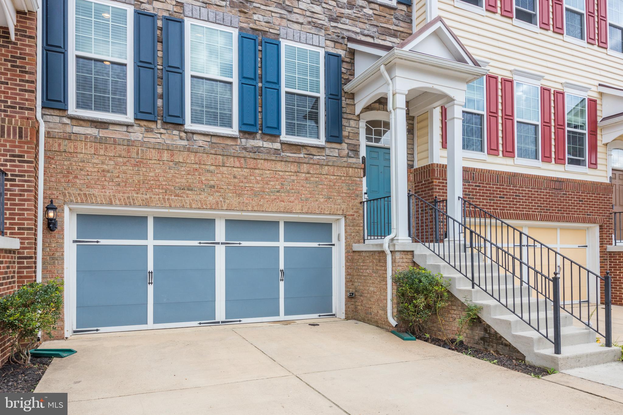 EAST GATE - Residential Lease