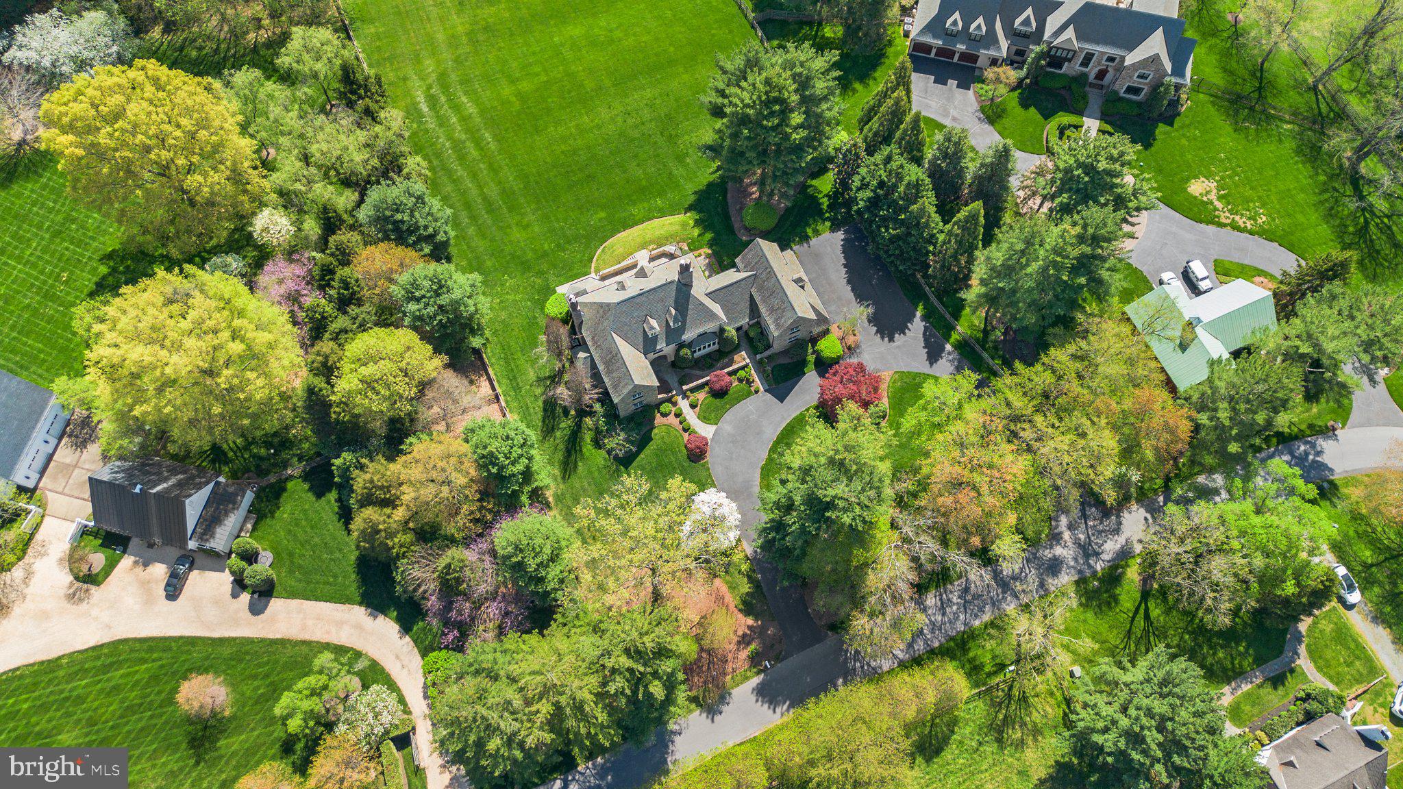 POTOMAC OUTSIDE - Residential