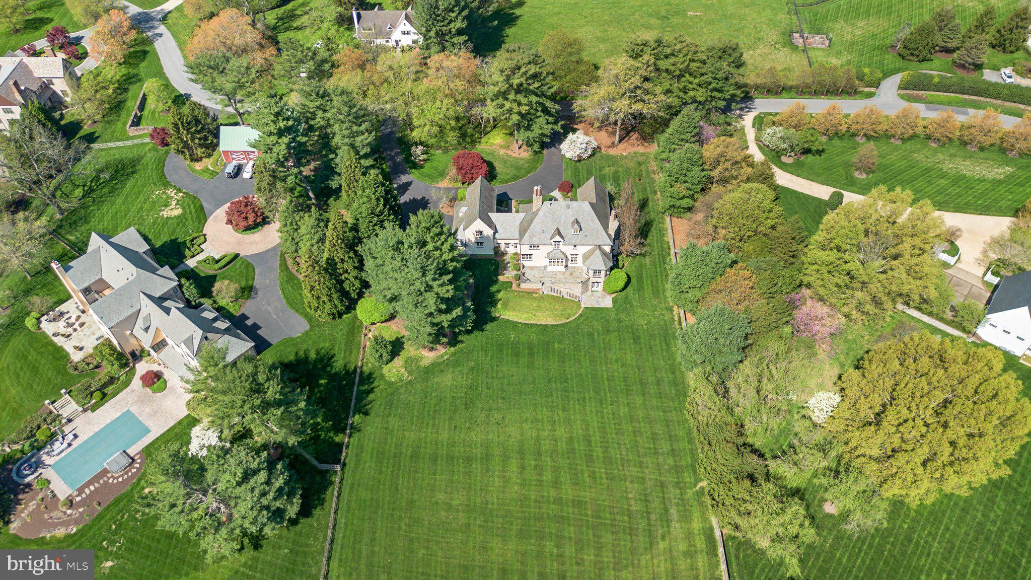 POTOMAC OUTSIDE - Residential