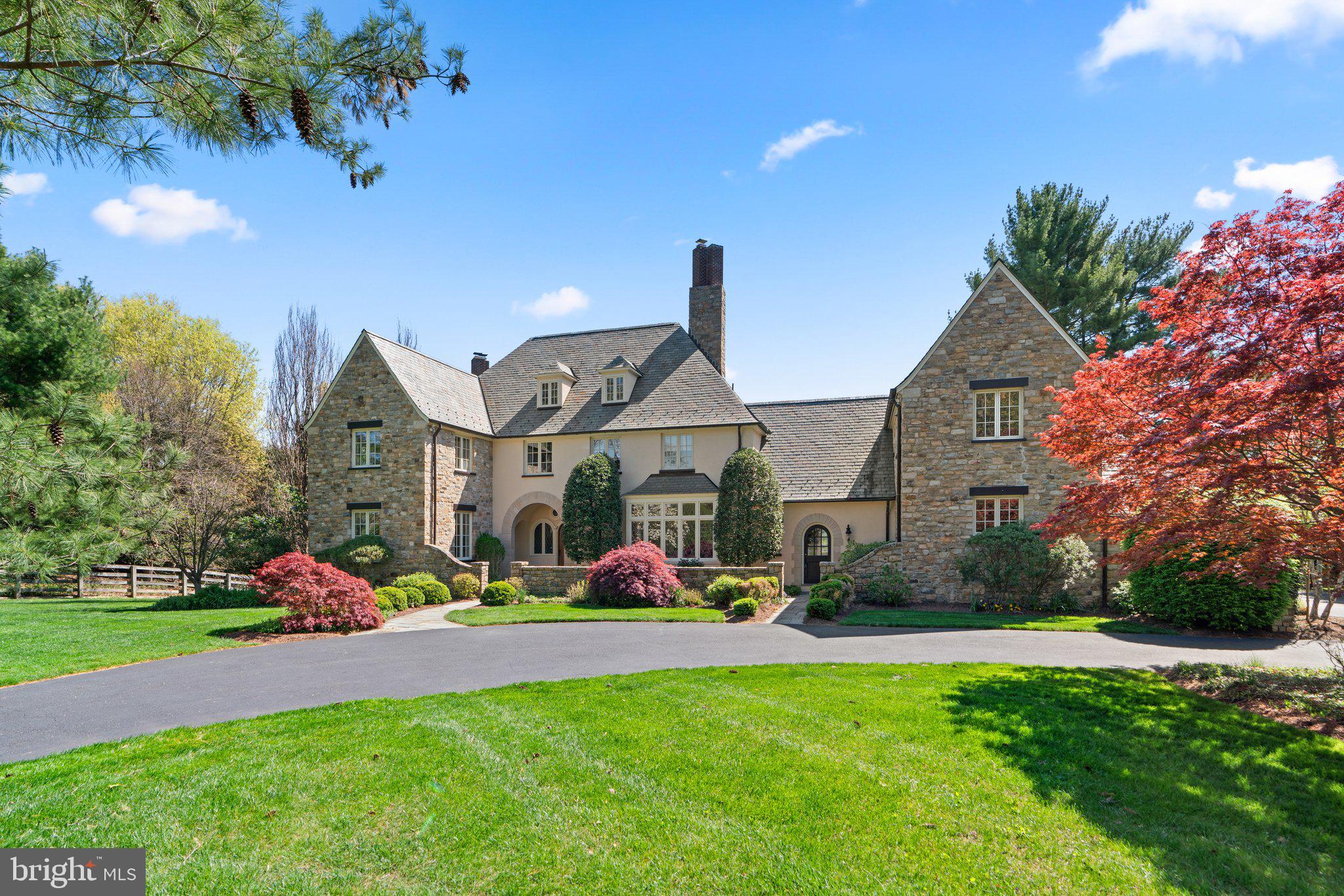 POTOMAC OUTSIDE - Residential