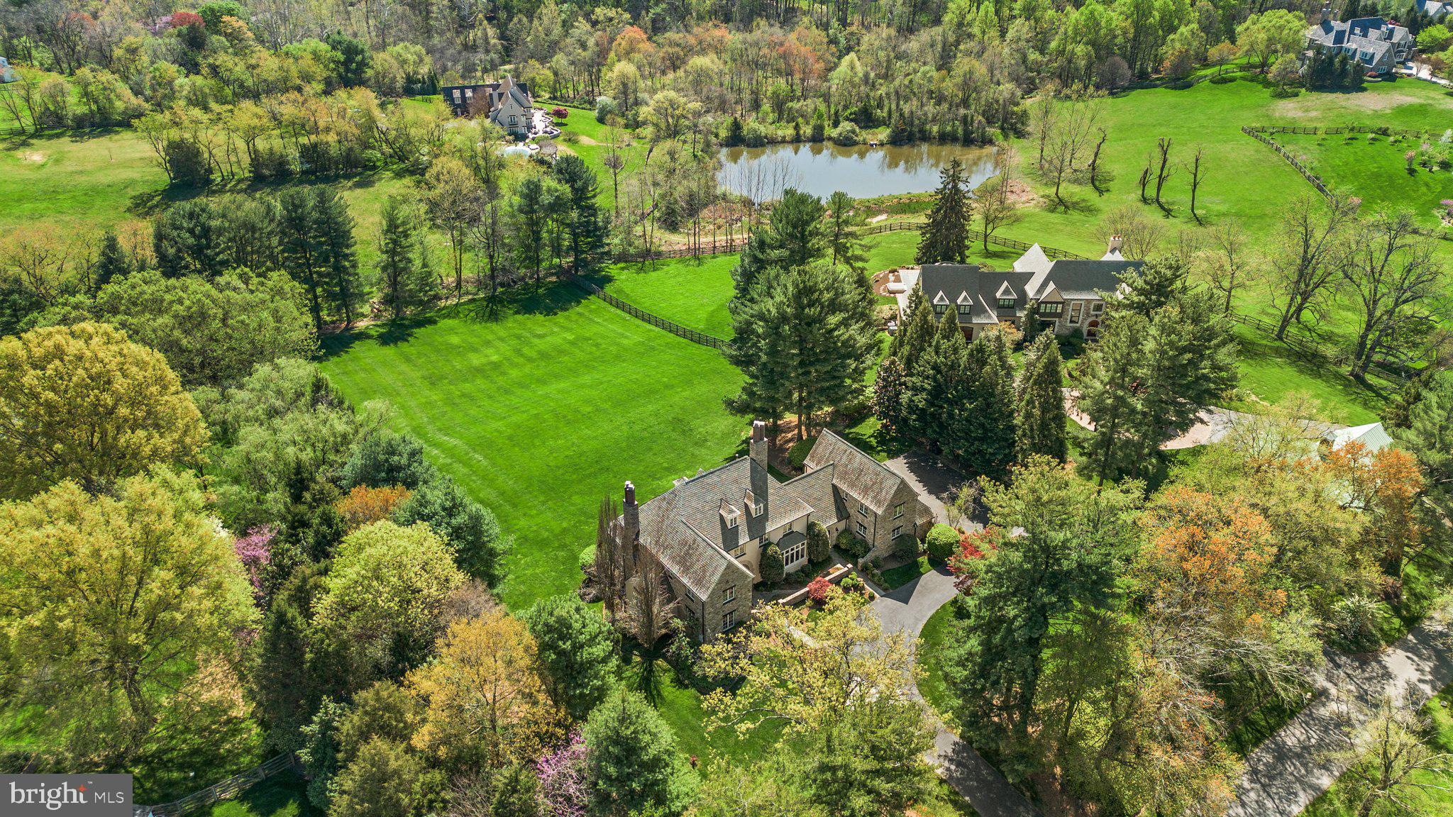 POTOMAC OUTSIDE - Residential