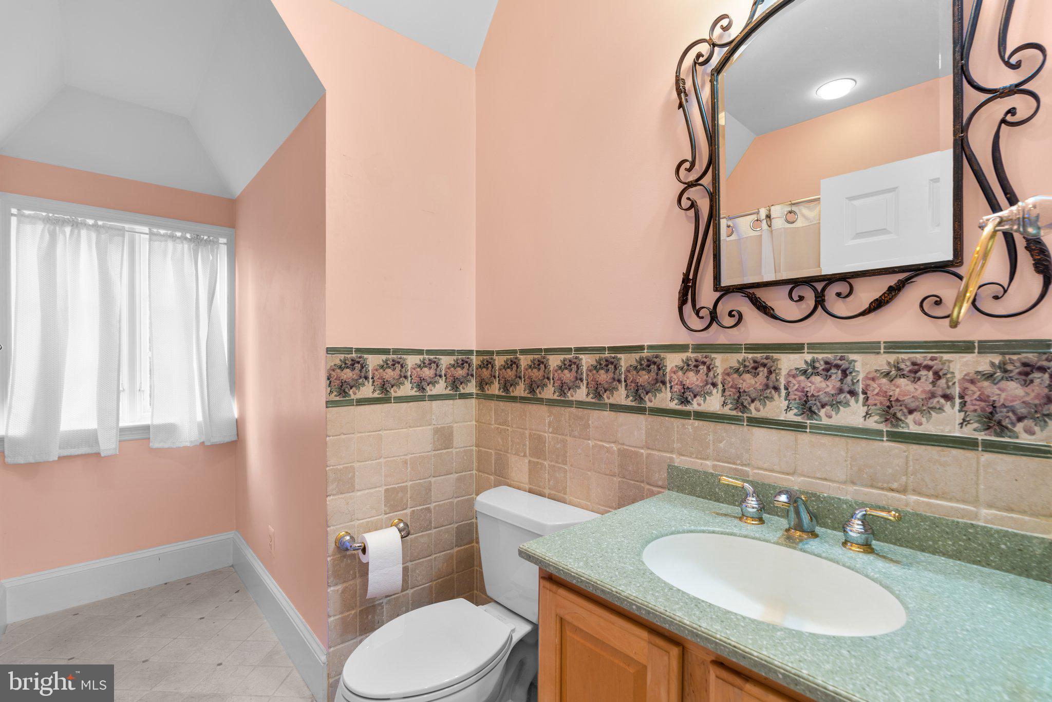 POTOMAC OUTSIDE - Residential