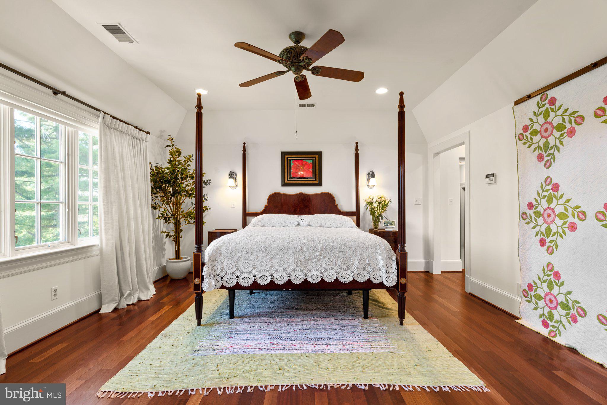 POTOMAC OUTSIDE - Residential