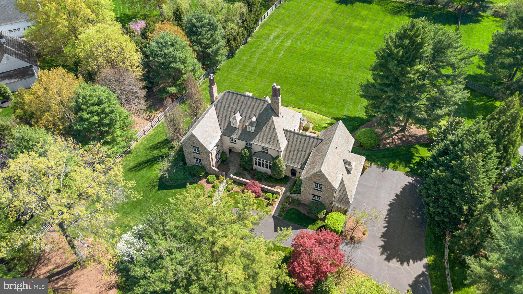 POTOMAC OUTSIDE - Residential