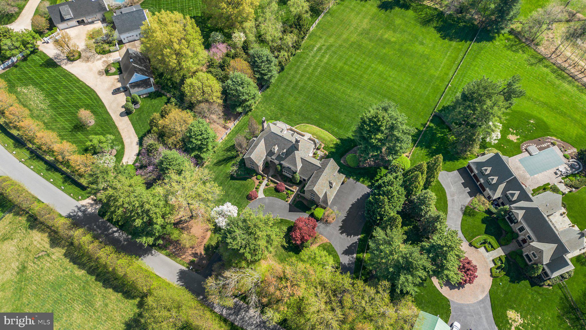 POTOMAC OUTSIDE - Residential