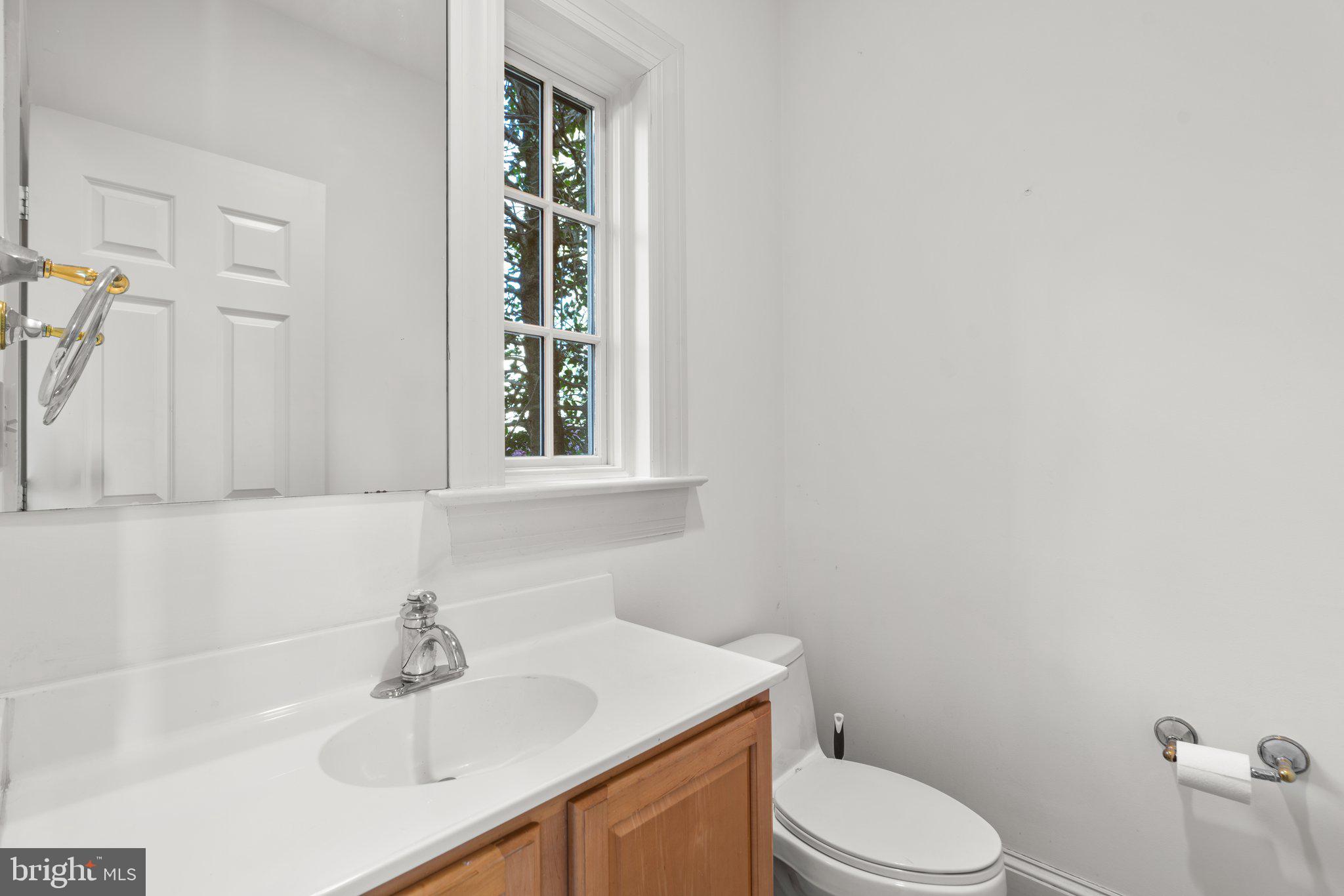 POTOMAC OUTSIDE - Residential