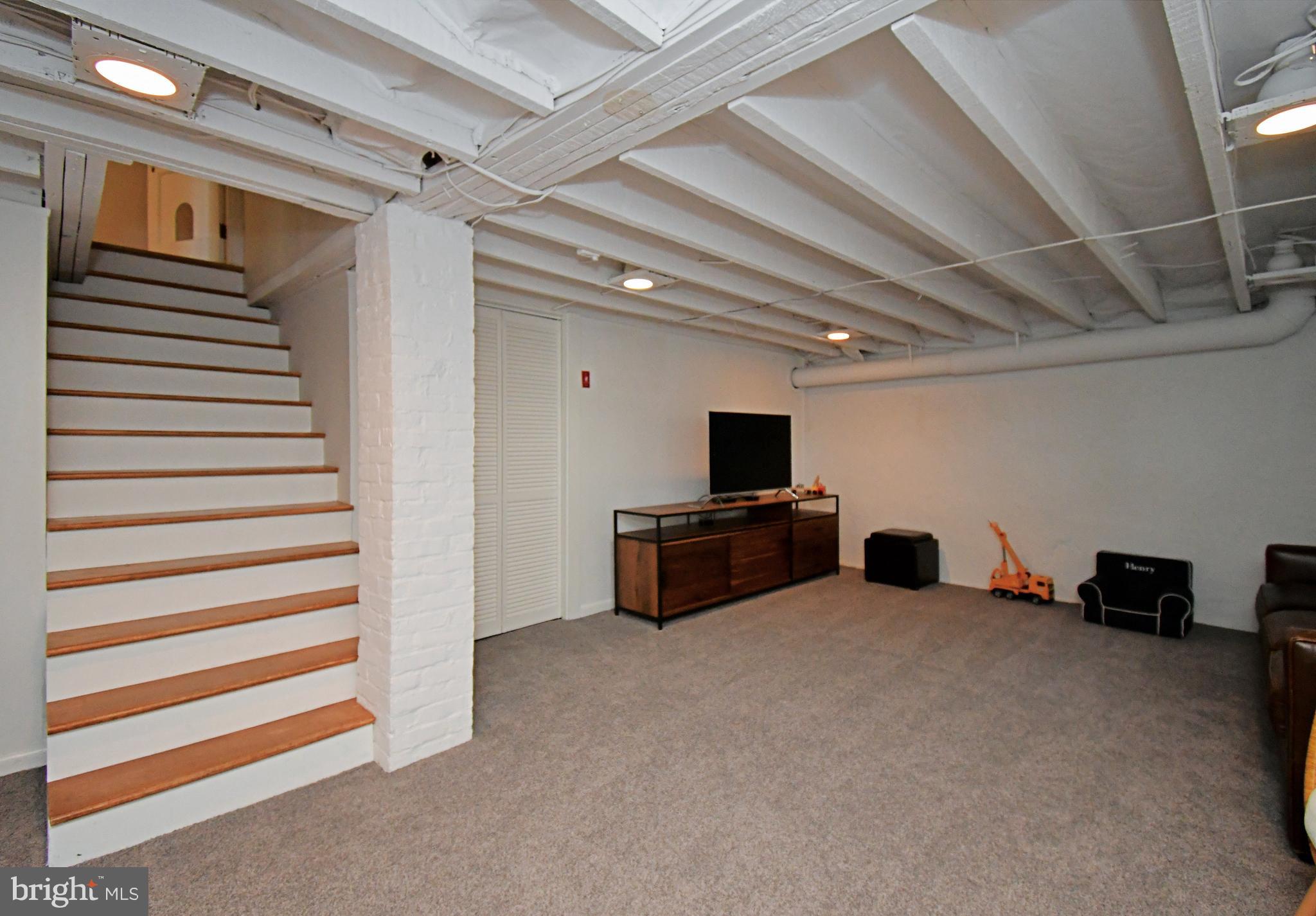 DEEPDALE - Residential