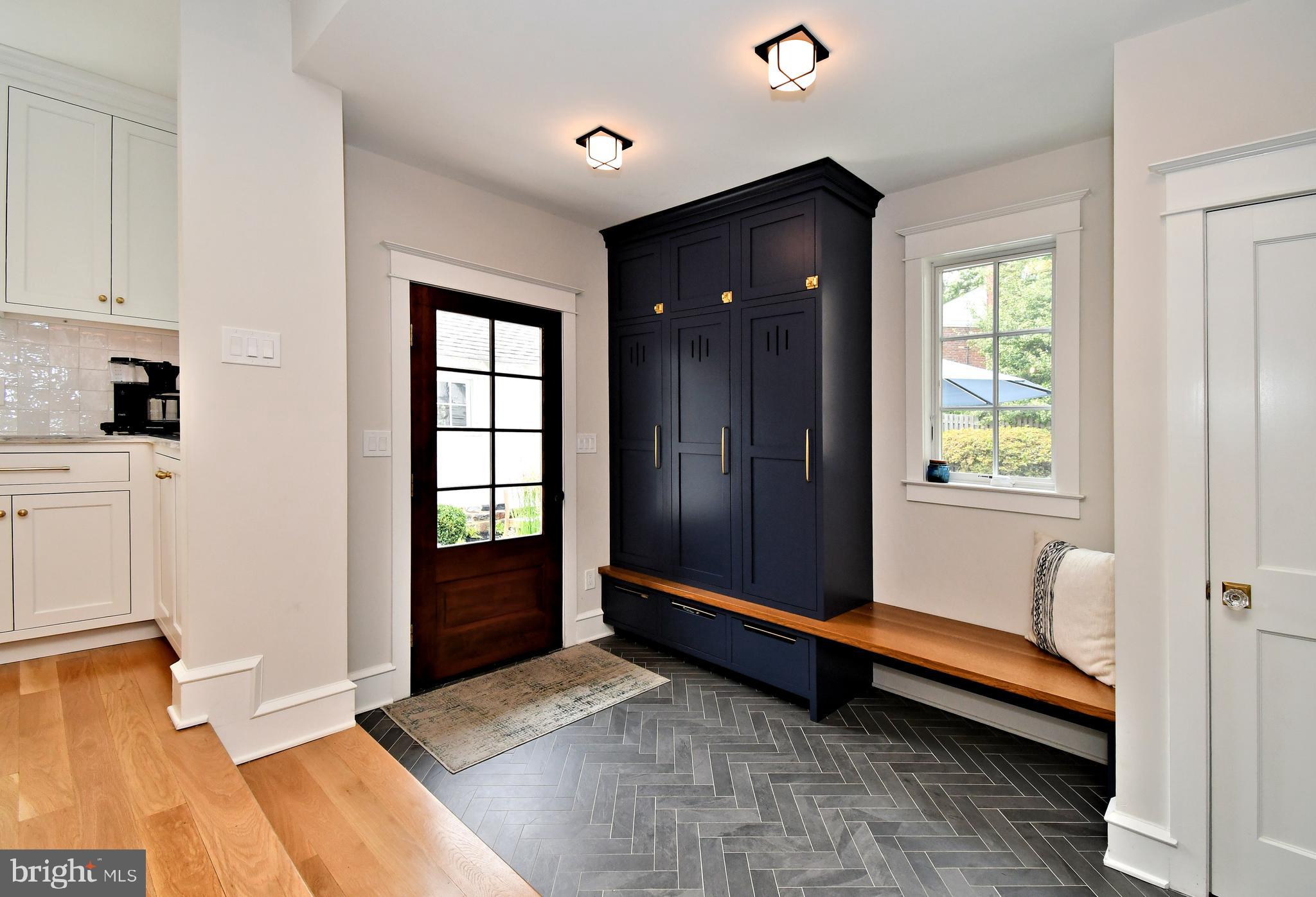DEEPDALE - Residential