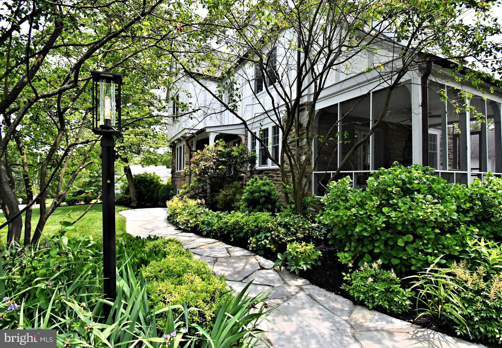 DEEPDALE - Residential