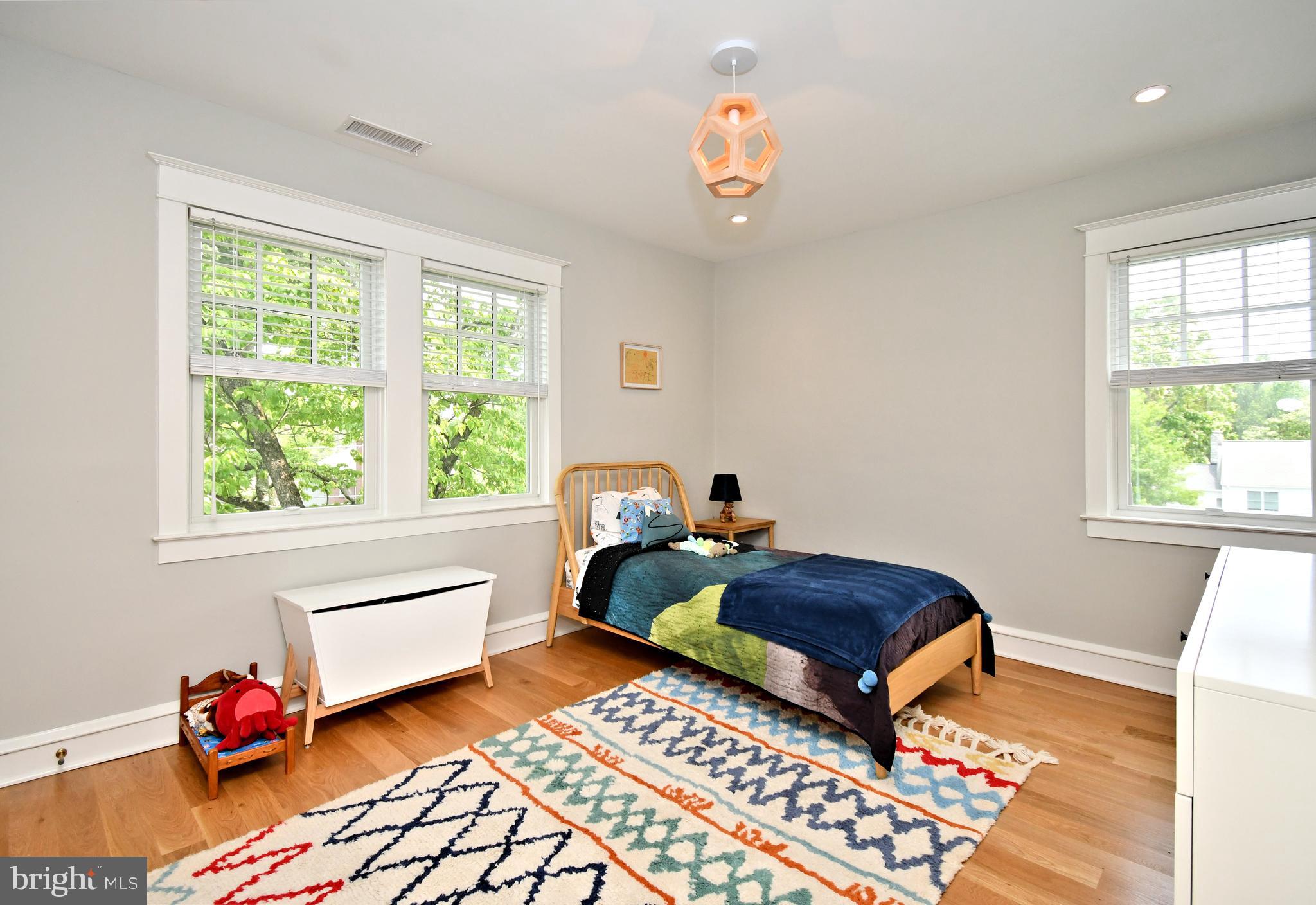 DEEPDALE - Residential