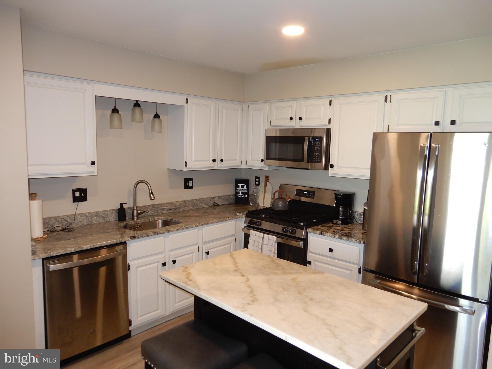 EAGLE RIDGE - Residential