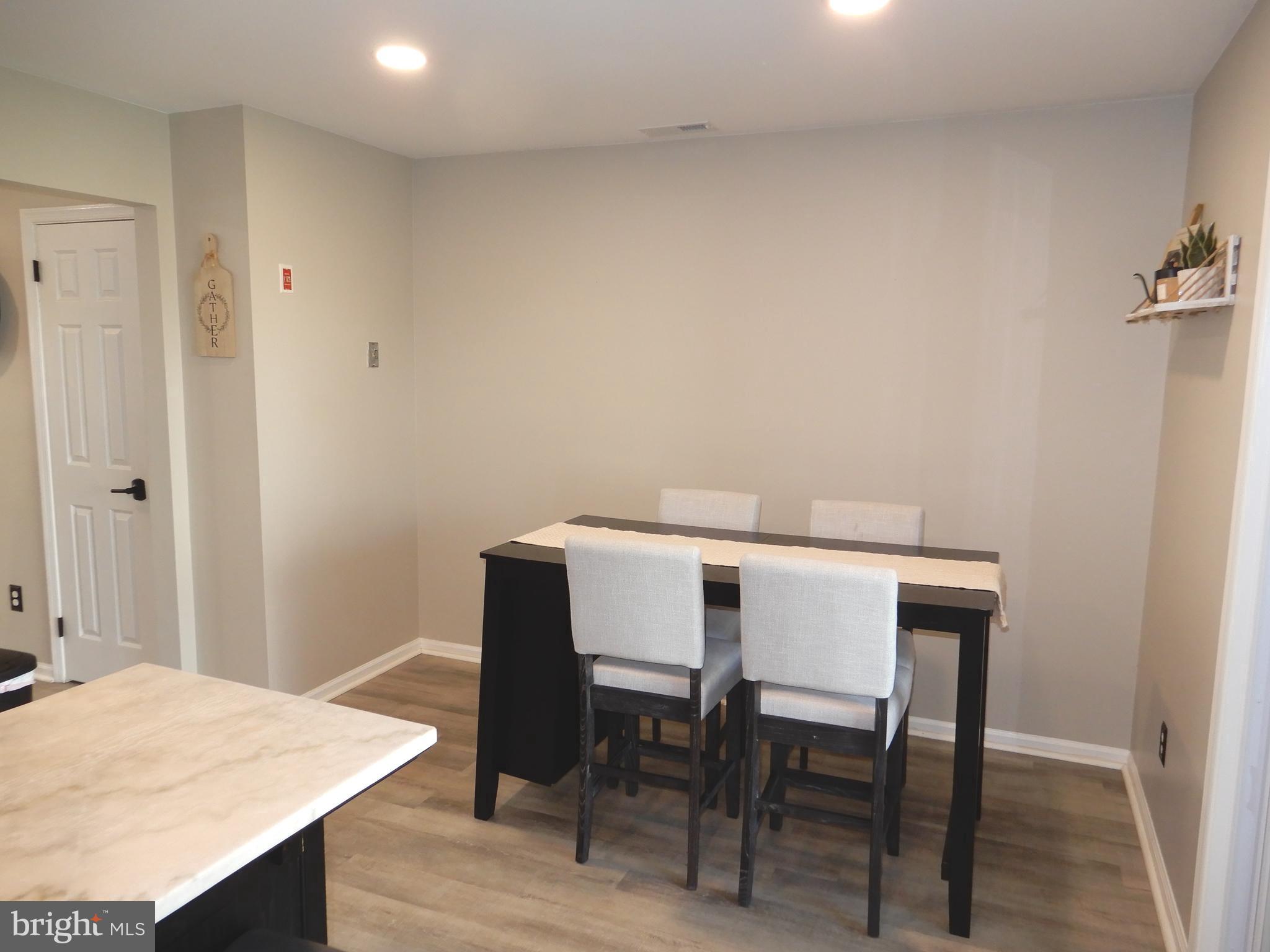 EAGLE RIDGE - Residential