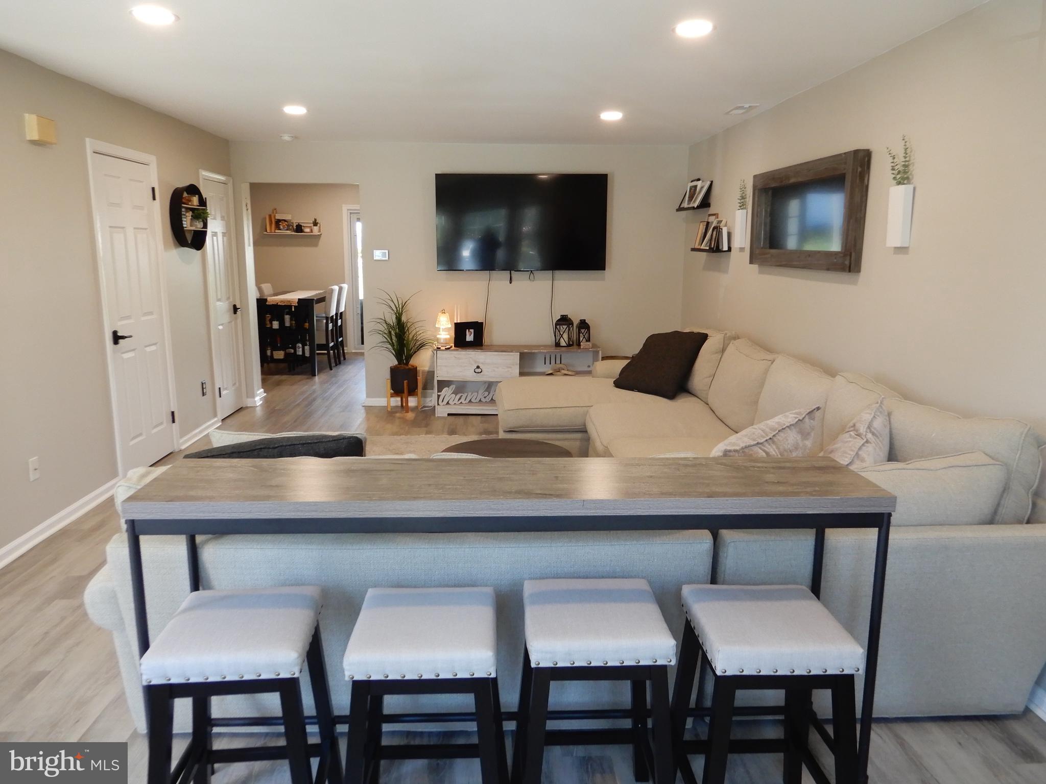 EAGLE RIDGE - Residential