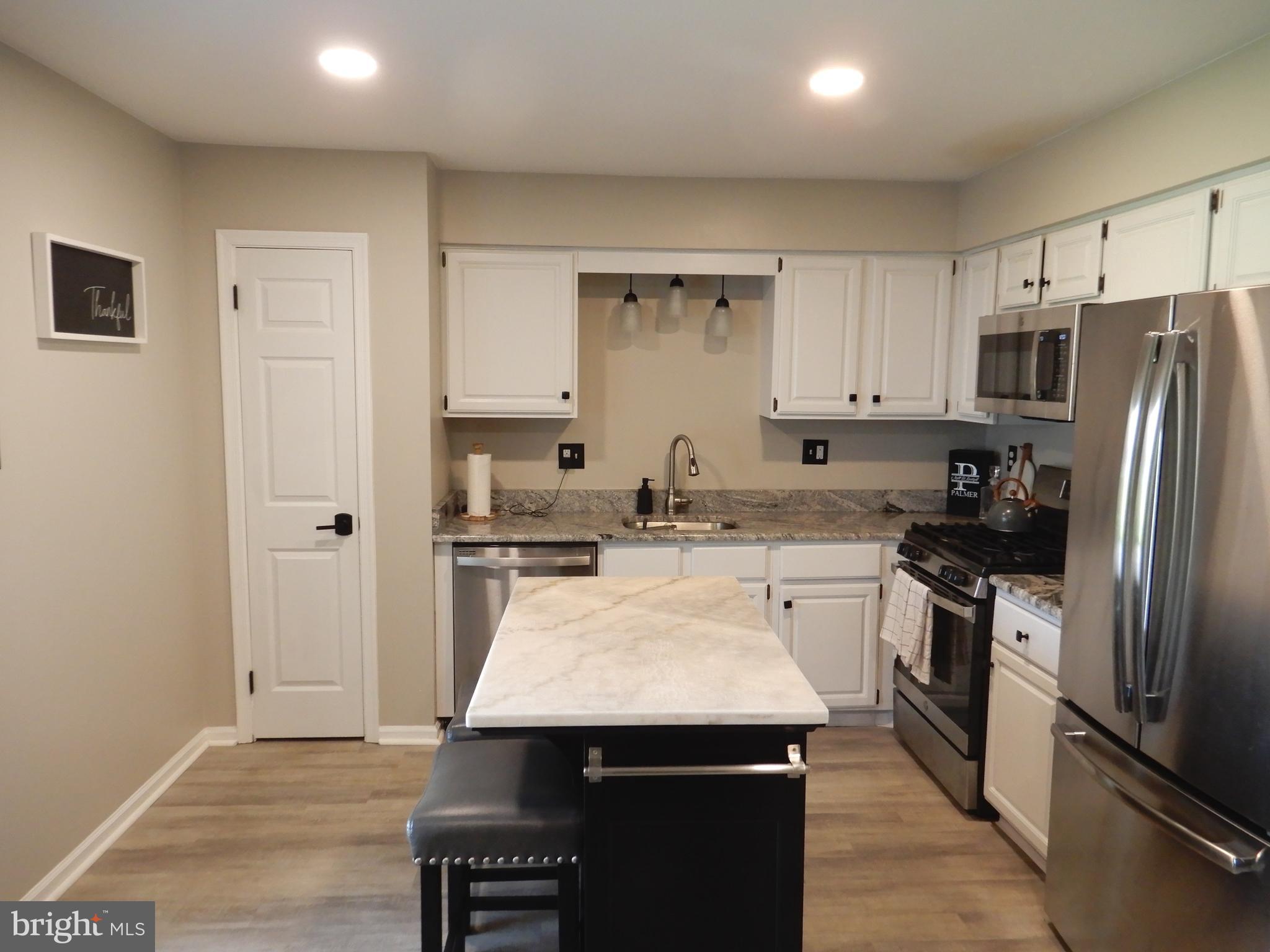 EAGLE RIDGE - Residential