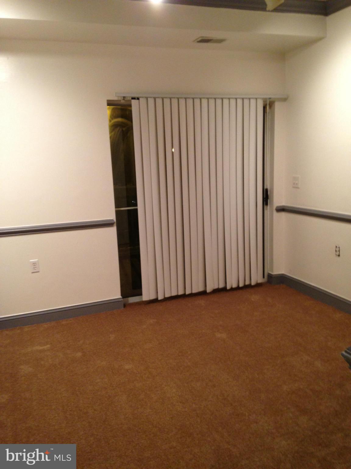 GREENBELT LAKE VILLAGE - Residential Lease