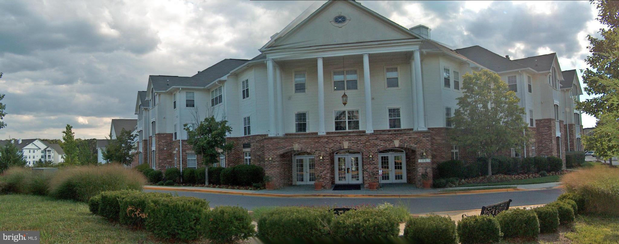 GREENBELT LAKE VILLAGE - Residential Lease