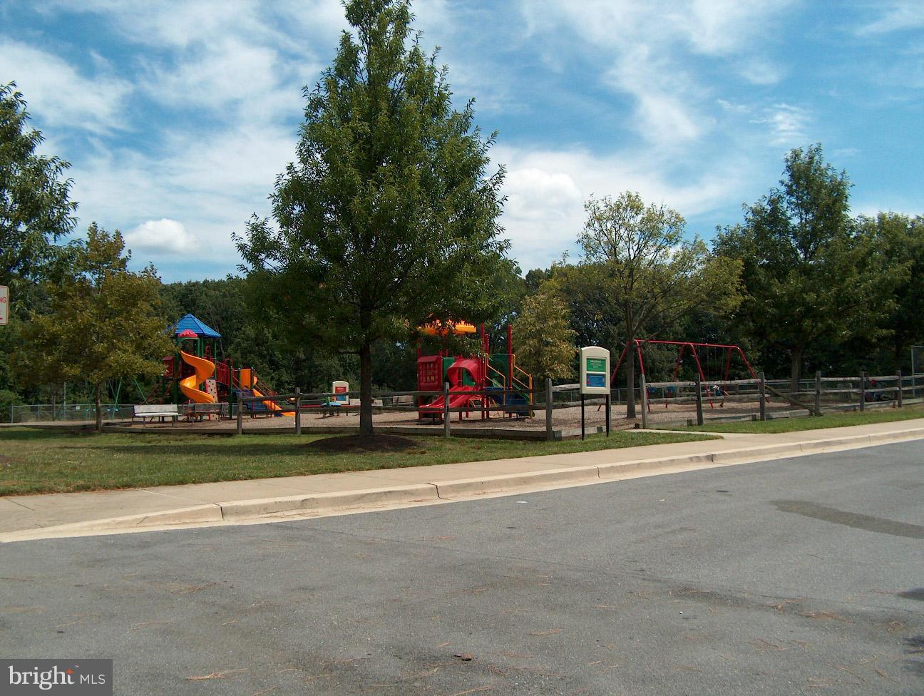 GREENBELT LAKE VILLAGE - Residential Lease