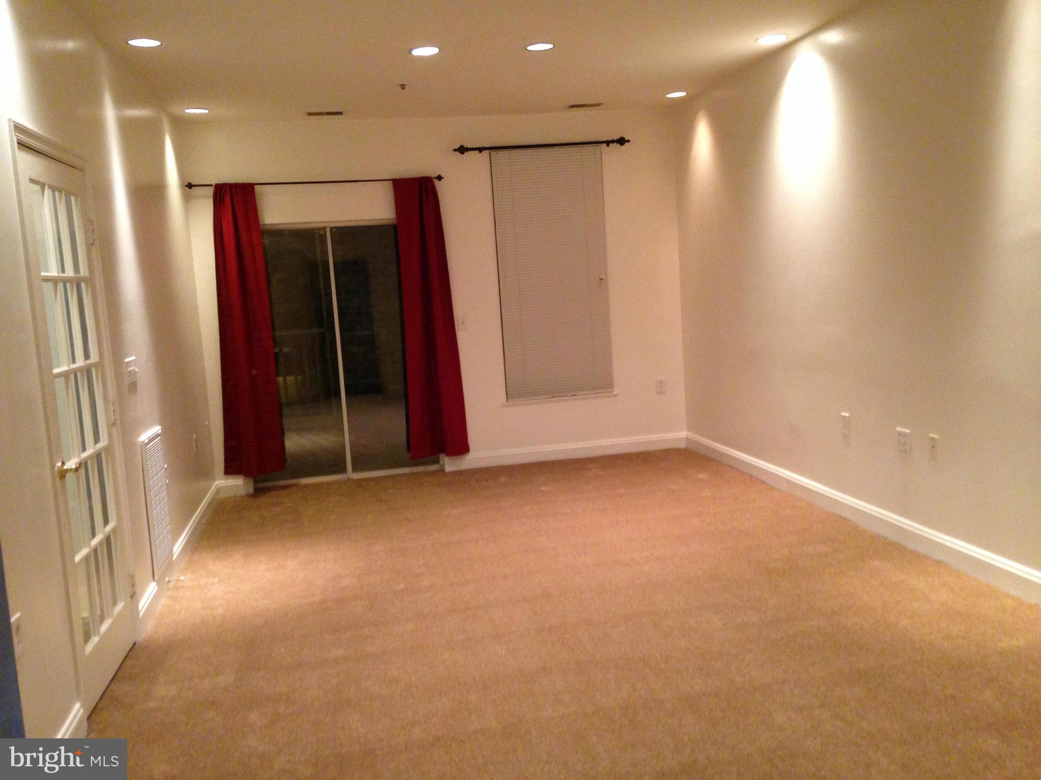 GREENBELT LAKE VILLAGE - Residential Lease