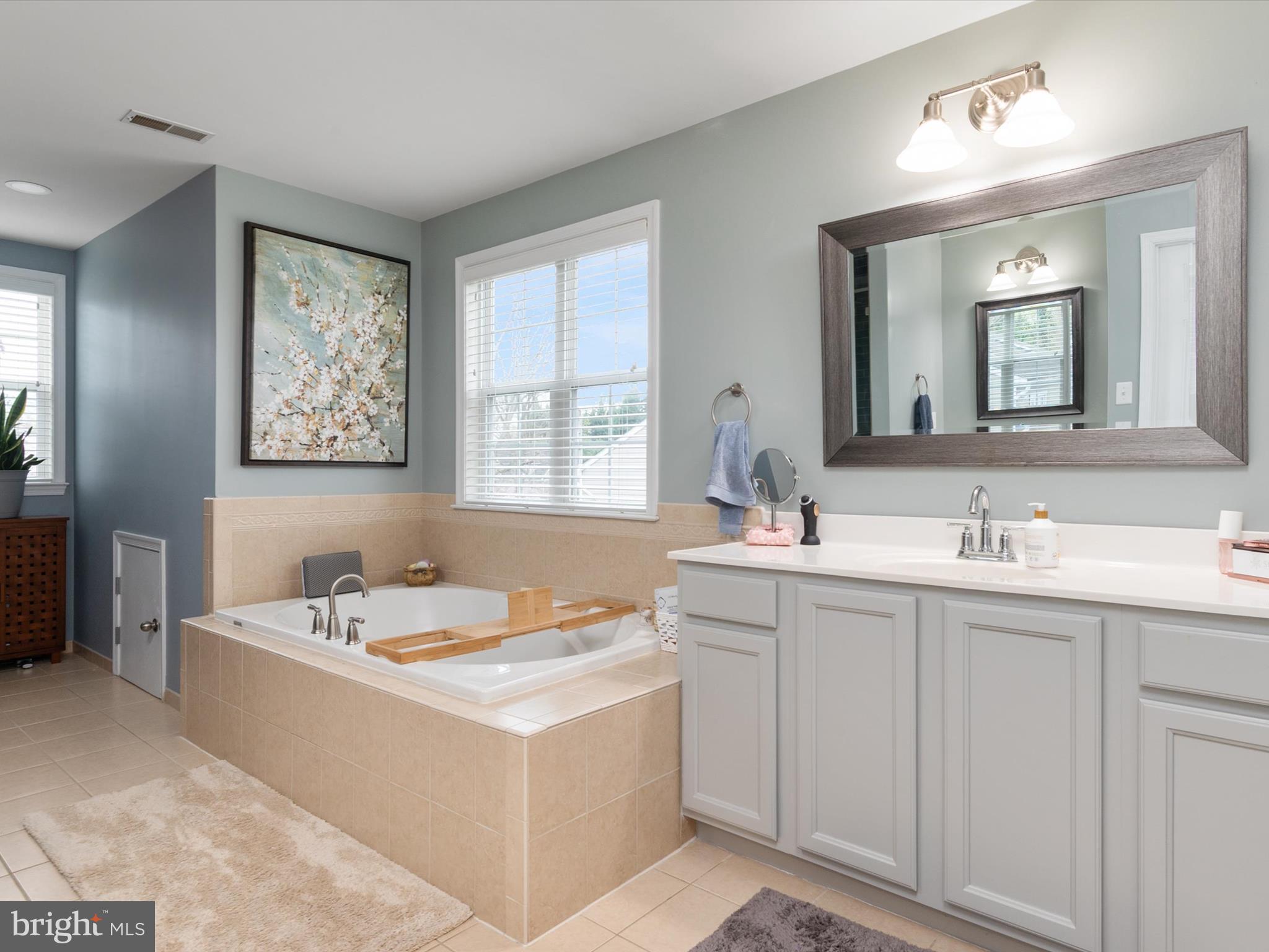 WHITEHALL BEACH - Residential