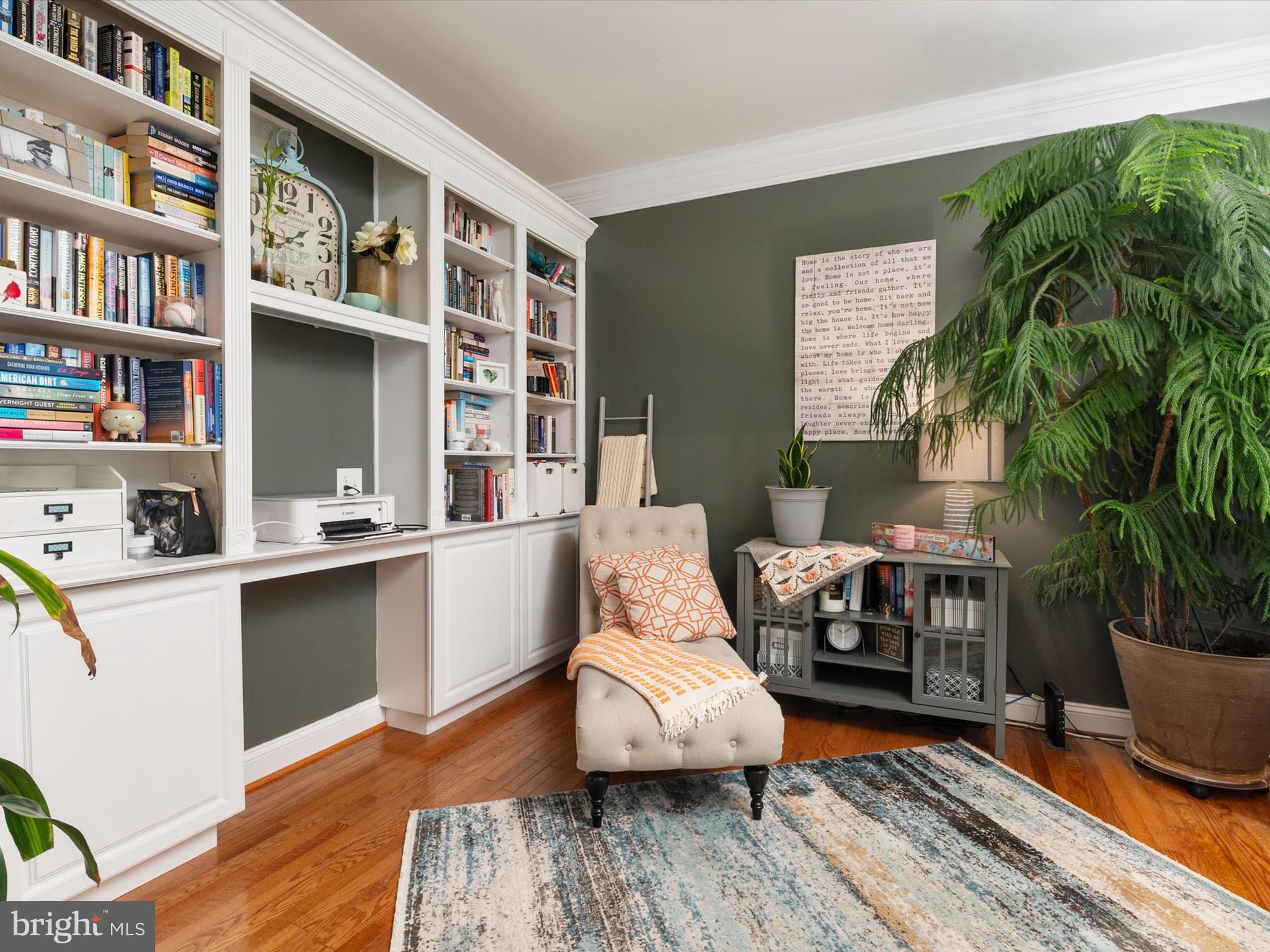 WHITEHALL BEACH - Residential