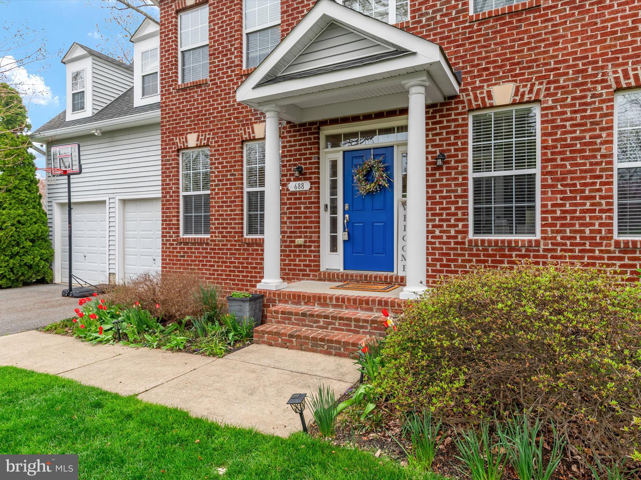 WHITEHALL BEACH - Residential