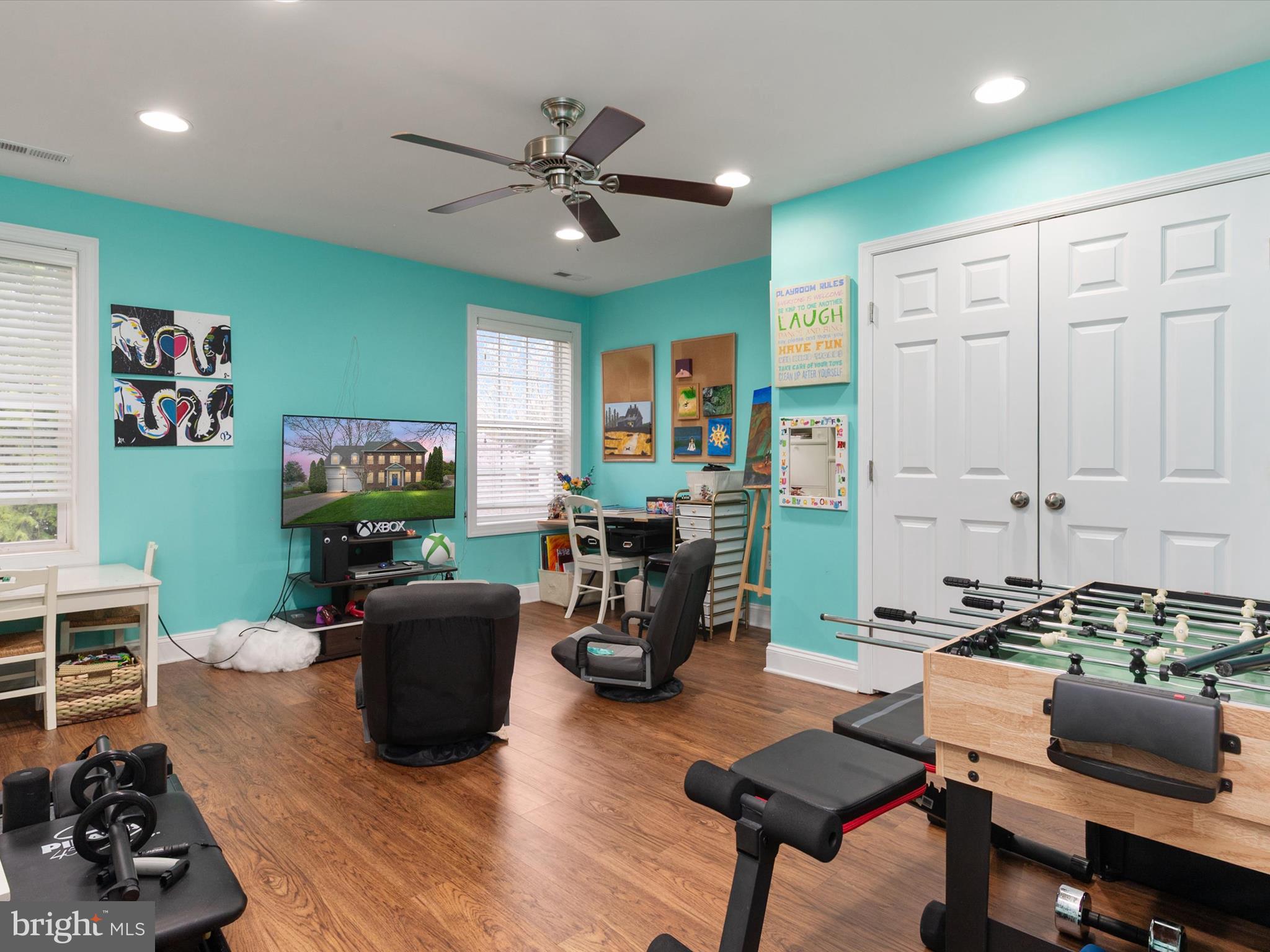 WHITEHALL BEACH - Residential