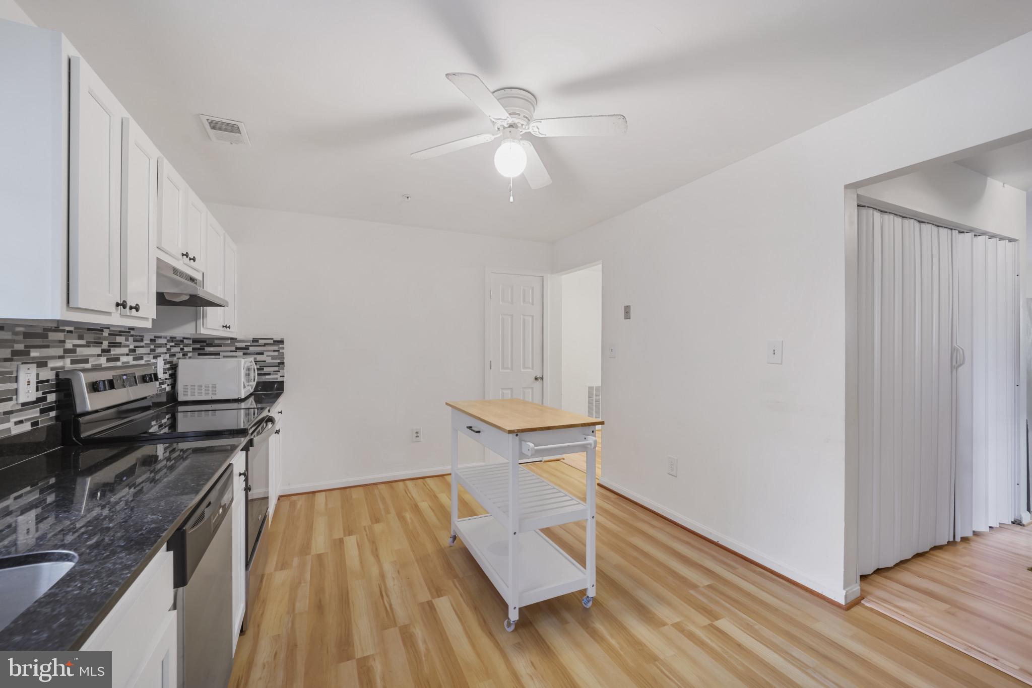 5616 LARSON COURT 21