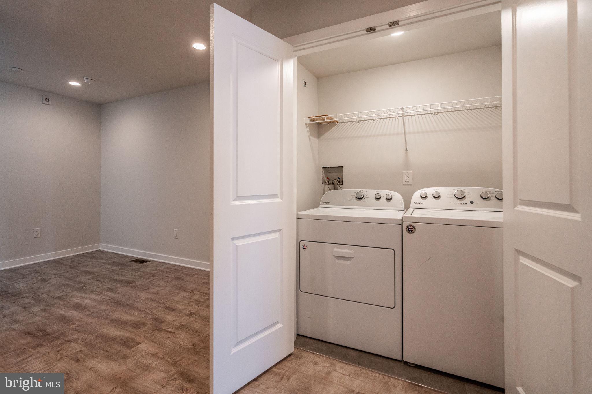 POINT BREEZE - Residential Lease