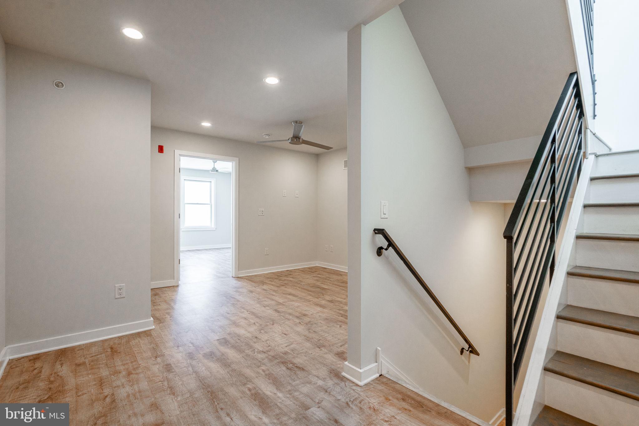 POINT BREEZE - Residential Lease
