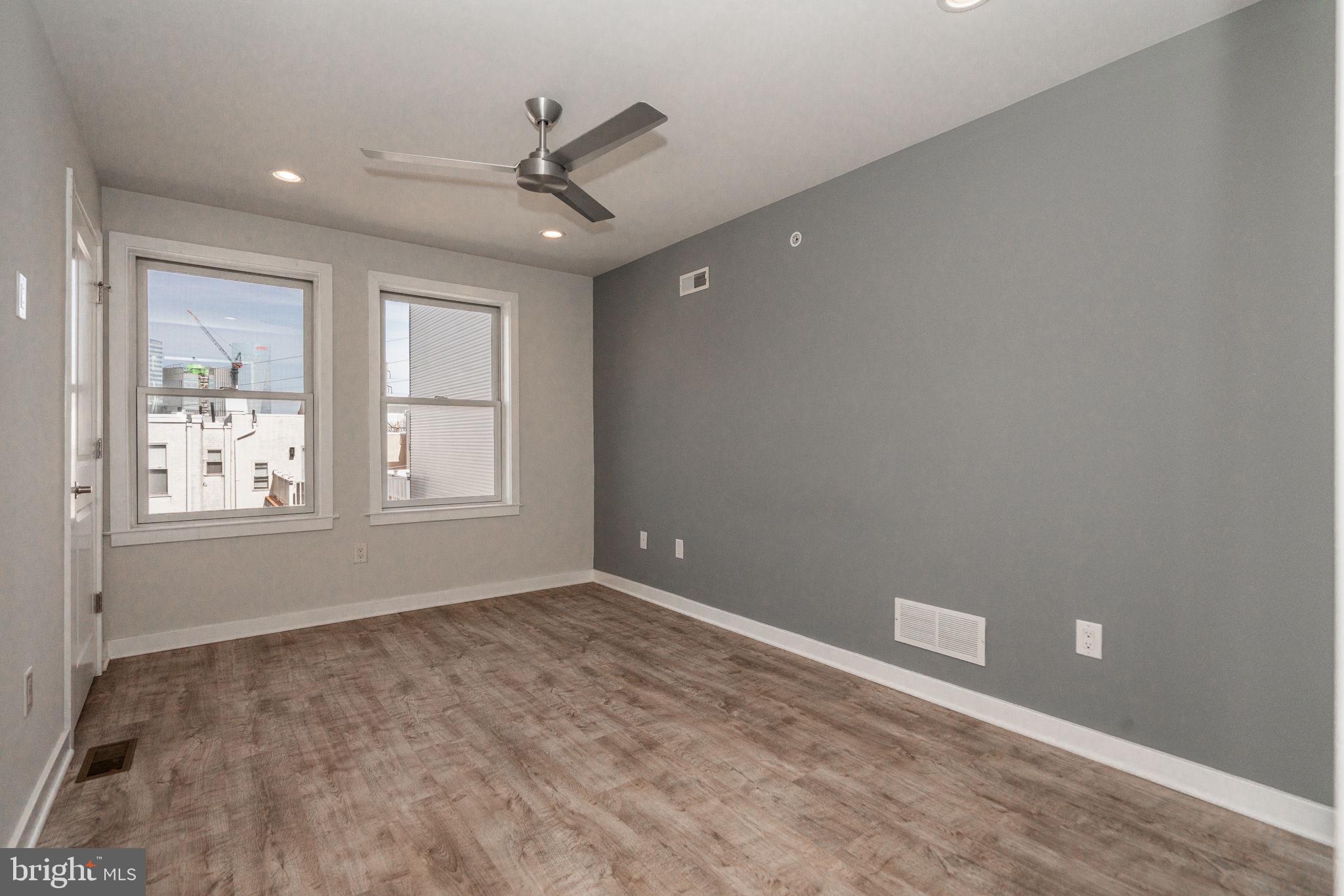 POINT BREEZE - Residential Lease