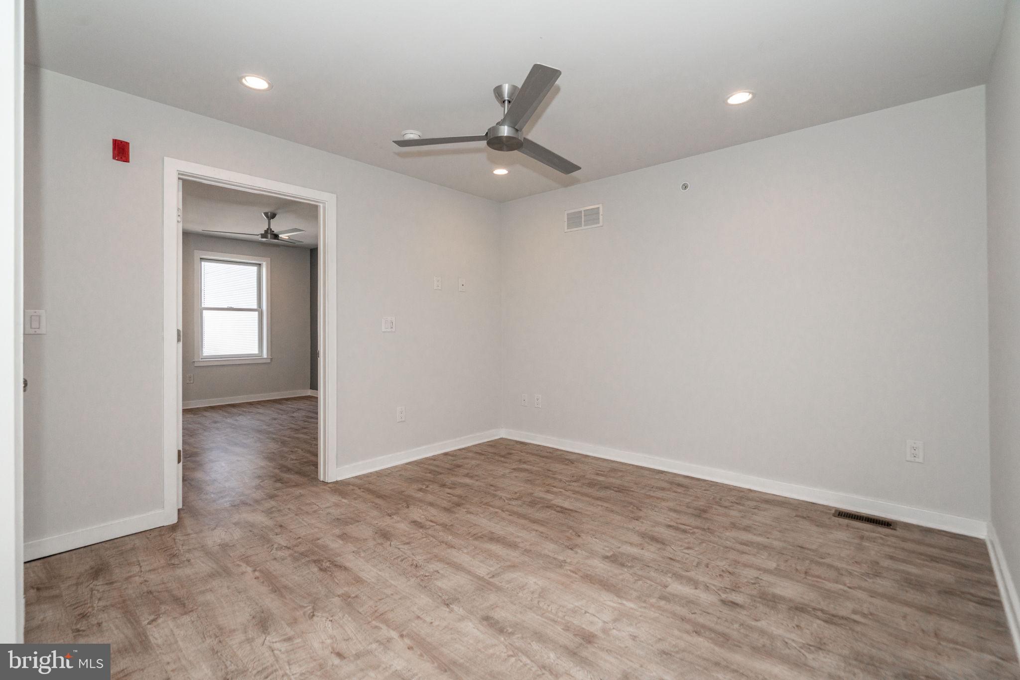 POINT BREEZE - Residential Lease