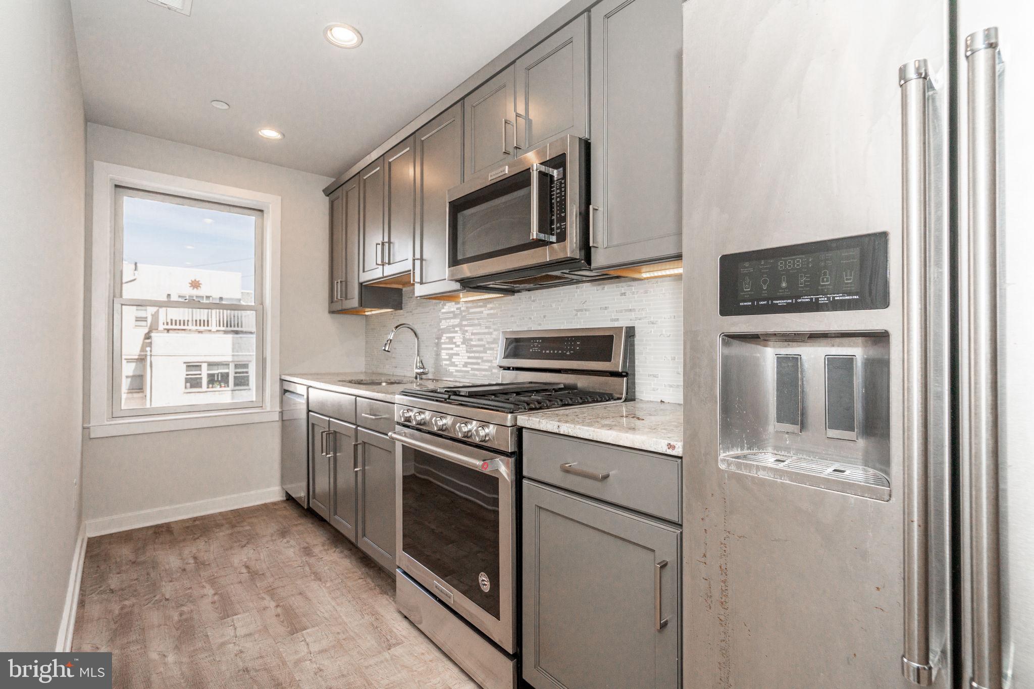 POINT BREEZE - Residential Lease