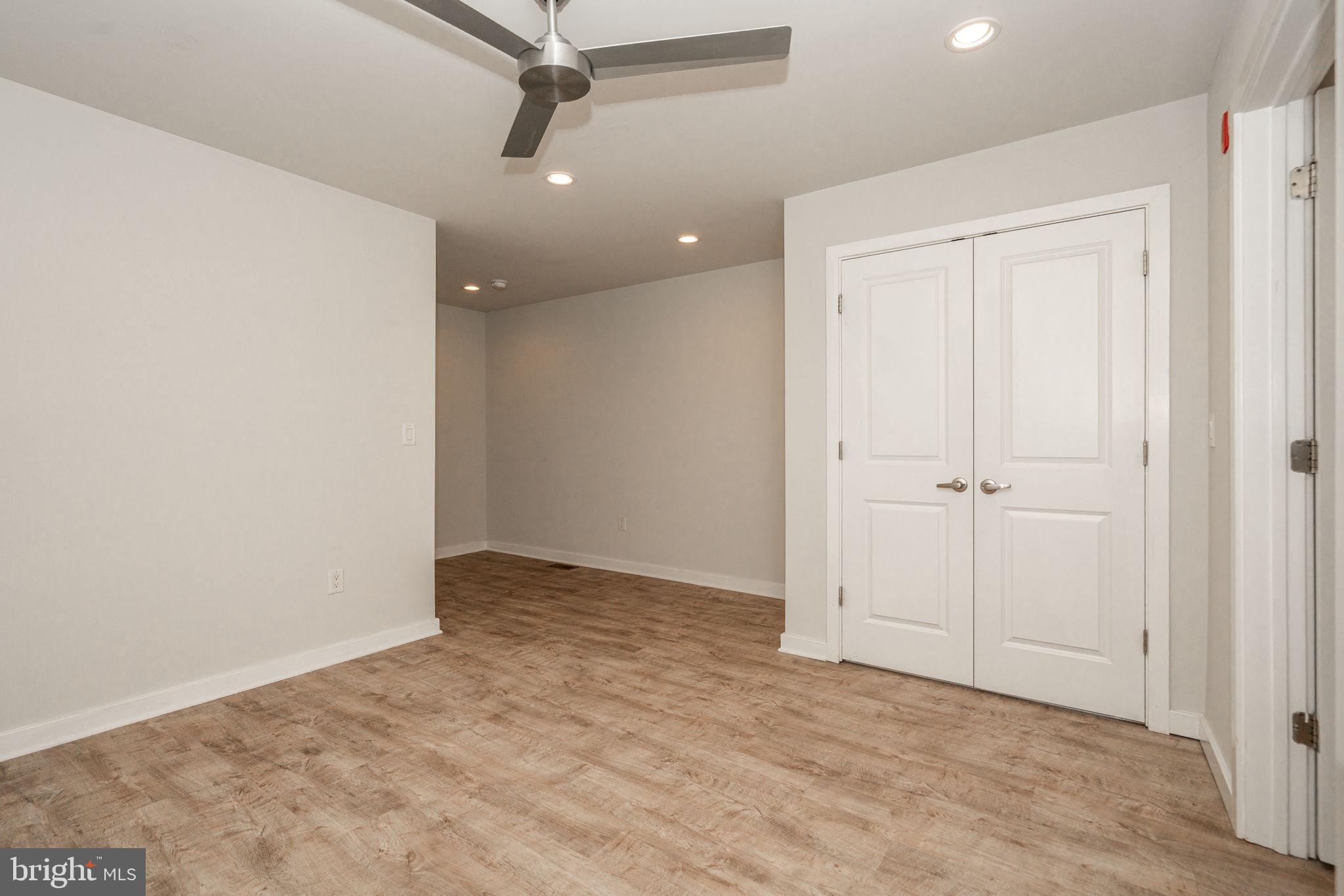 POINT BREEZE - Residential Lease