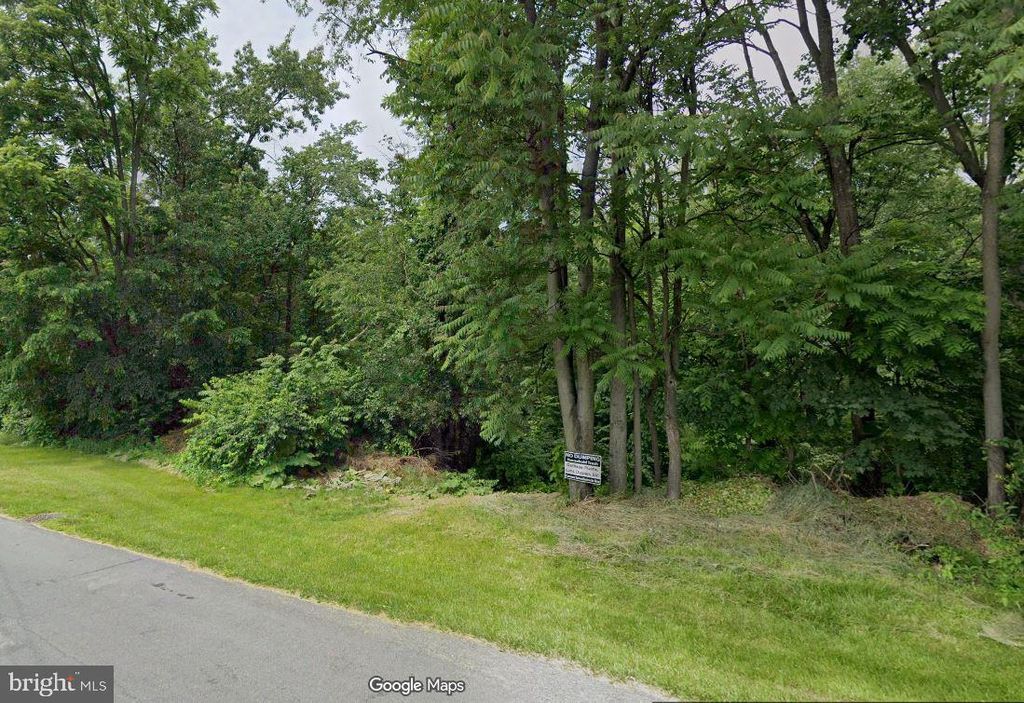 Photo of 1401 Pleasant View Drive, CHAMBERSBURG, PA 17201 (MLS # PAFL2030776)