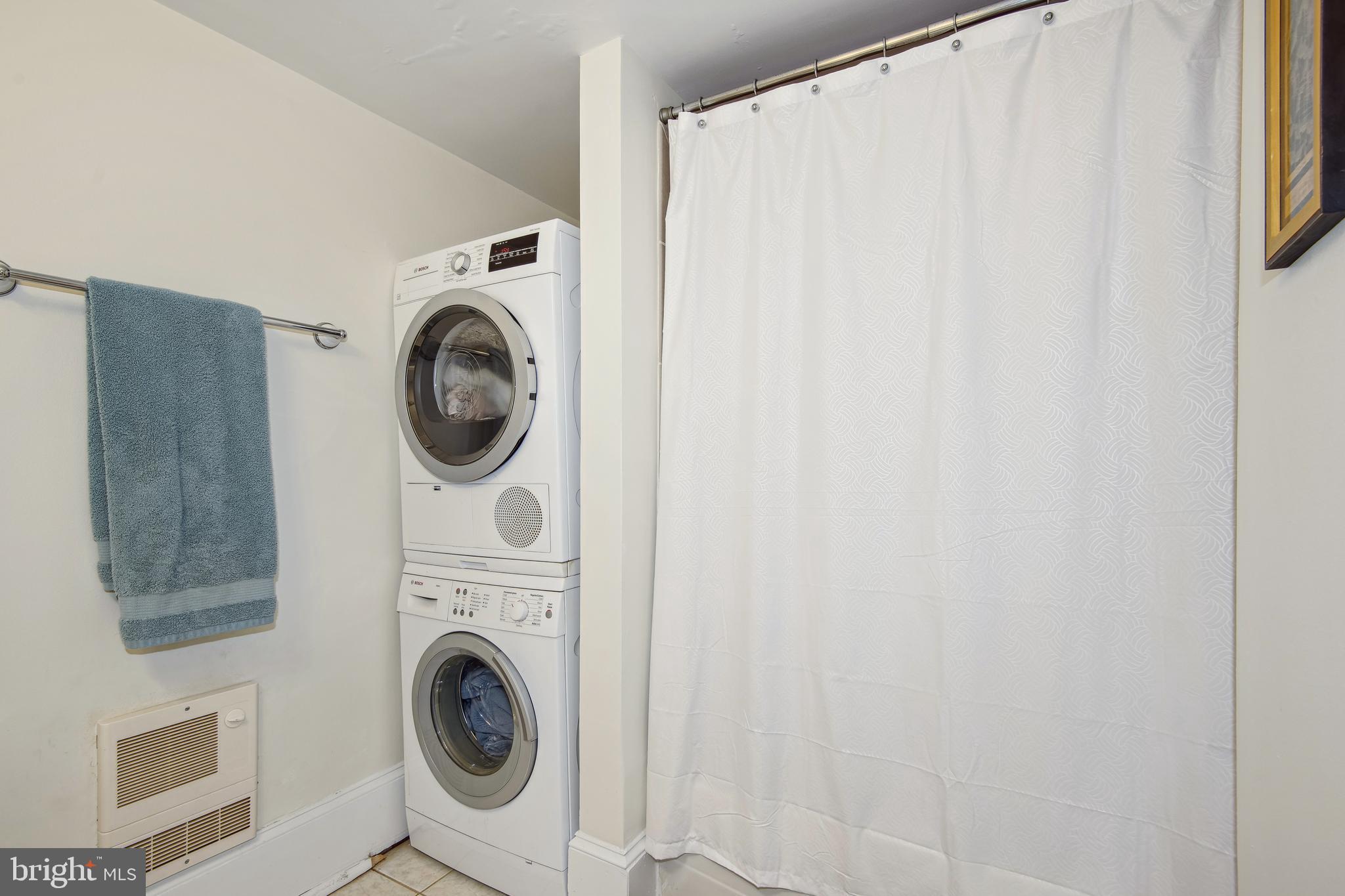 FLINT HILL - Residential