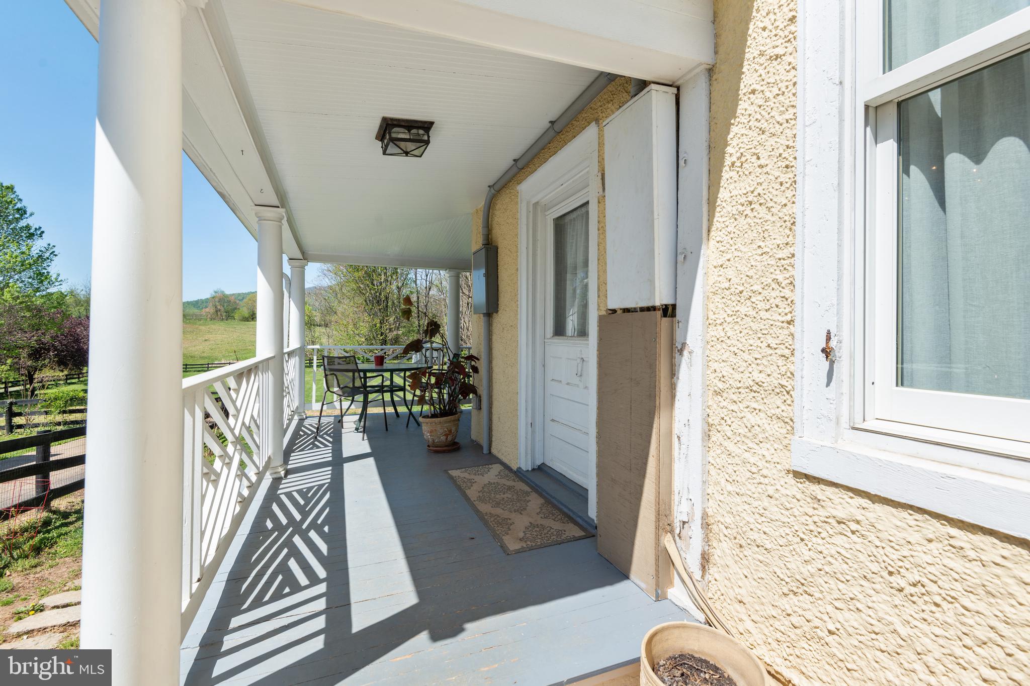 FLINT HILL - Residential