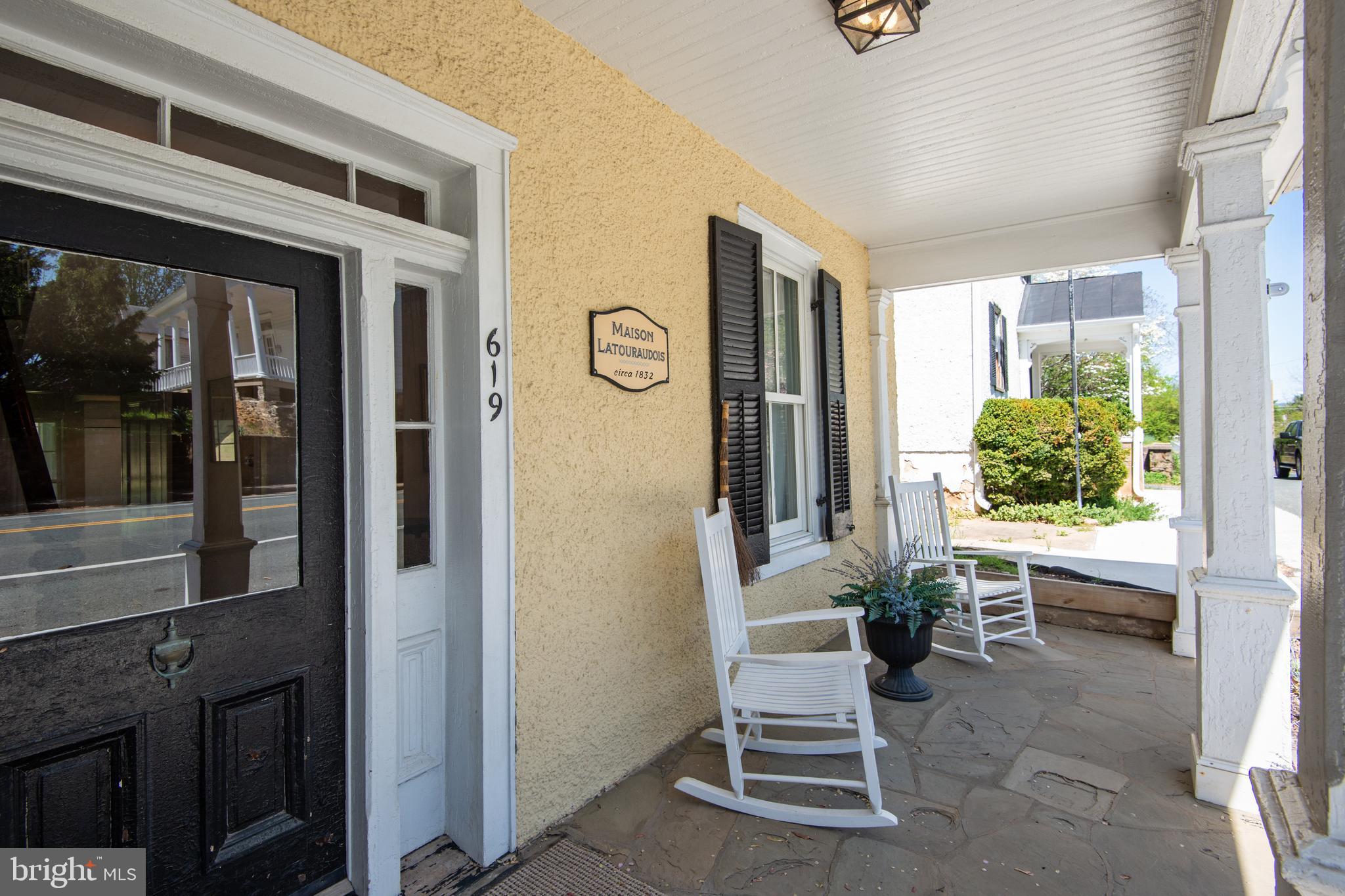 FLINT HILL - Residential