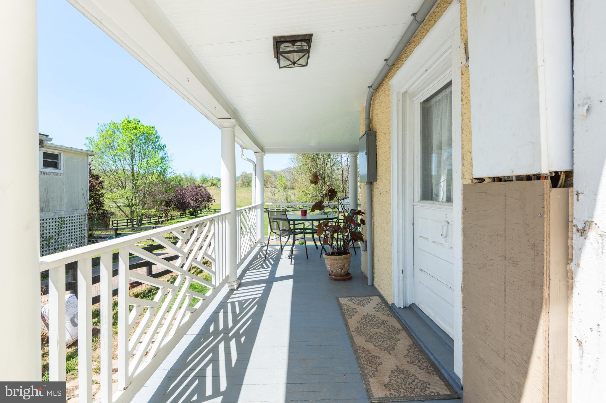 FLINT HILL - Residential