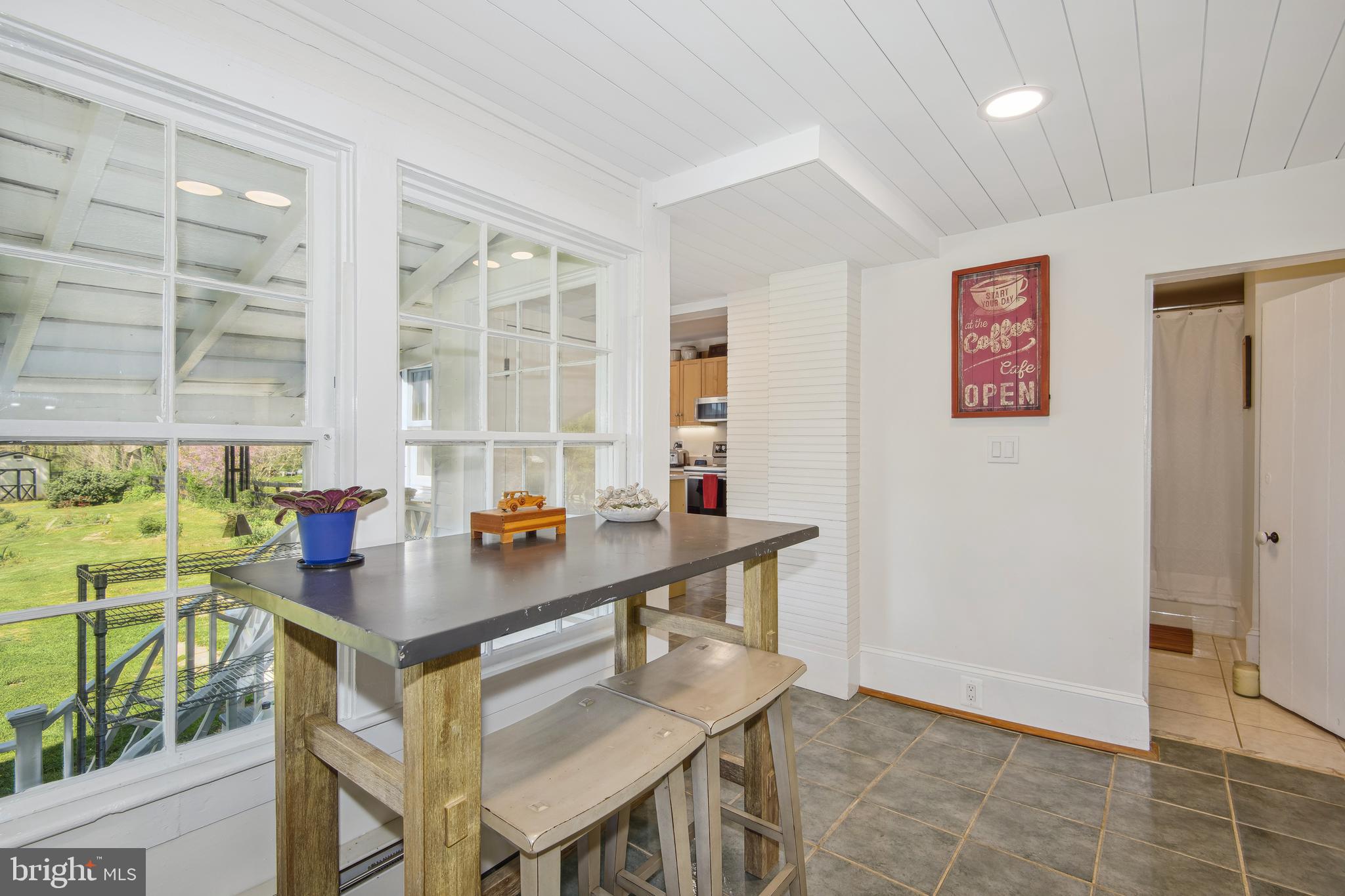 FLINT HILL - Residential