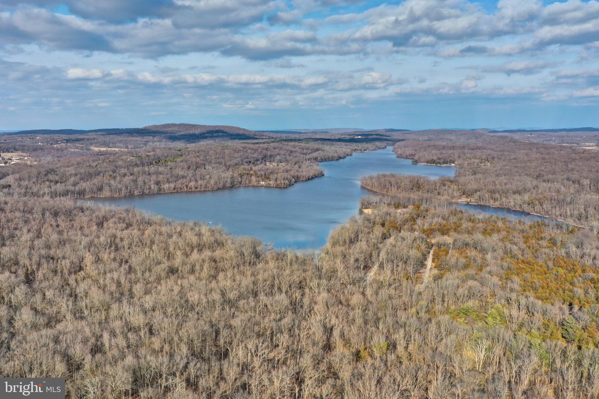 STONEHEDGE ESTATES - Land